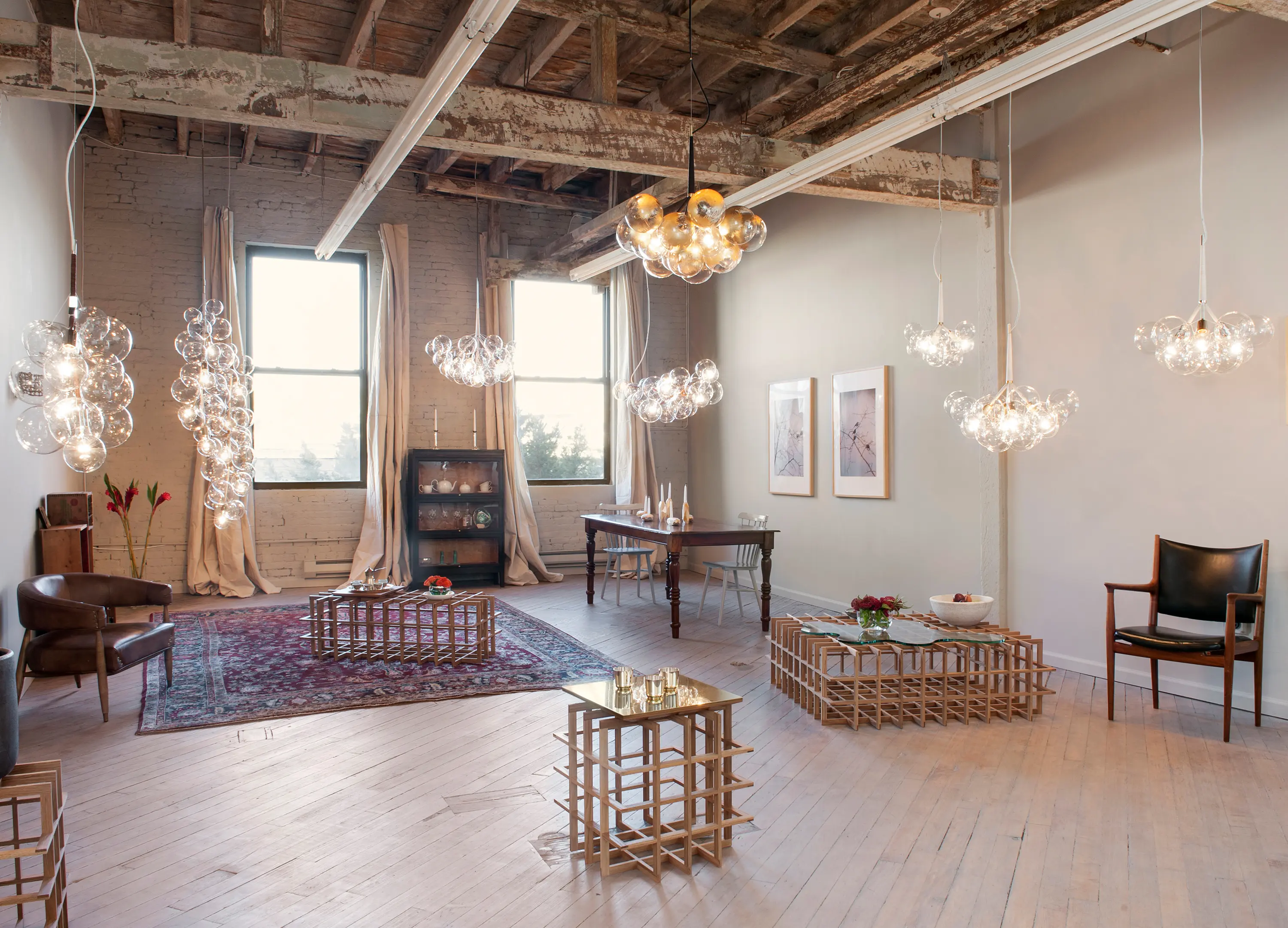 PELLE - Tall Bubble Chandelier