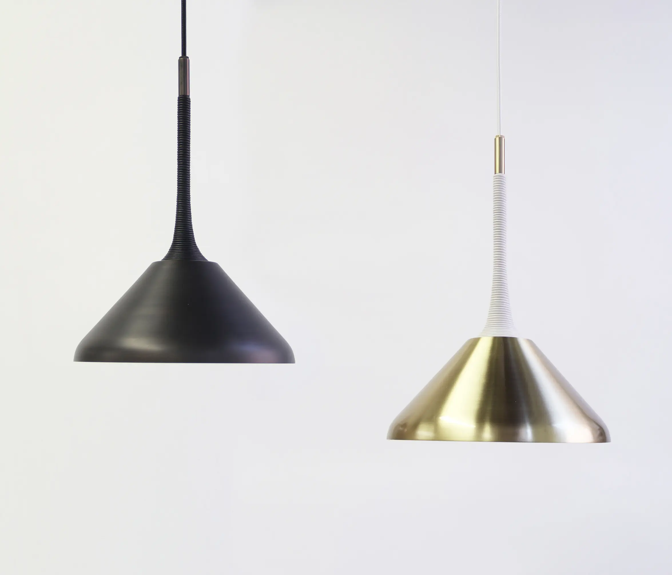 PELLE - Stem Light
