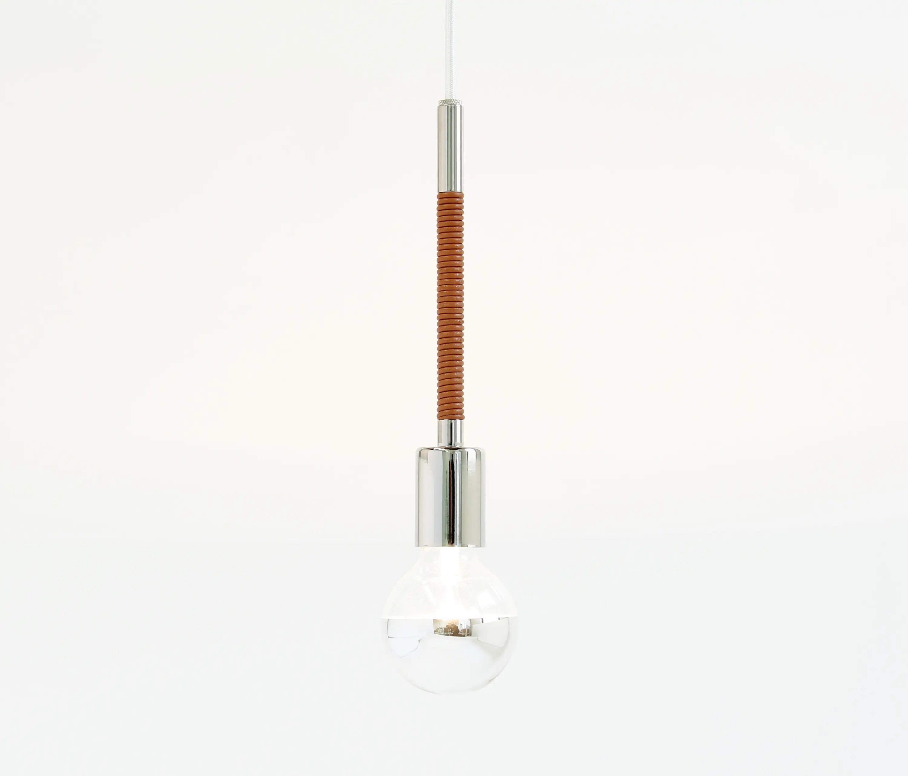 PELLE - Stem Light