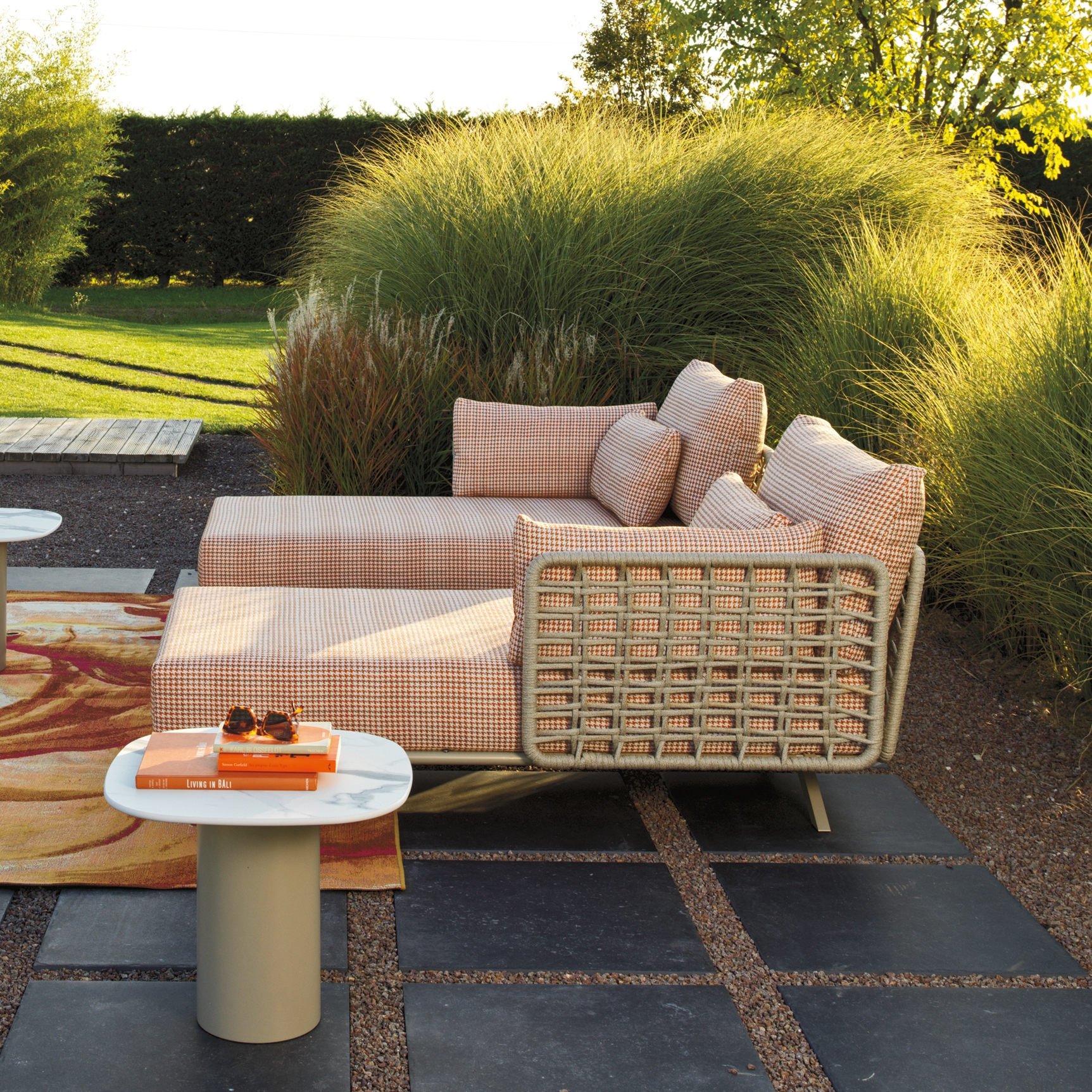 SUNLOUNGER