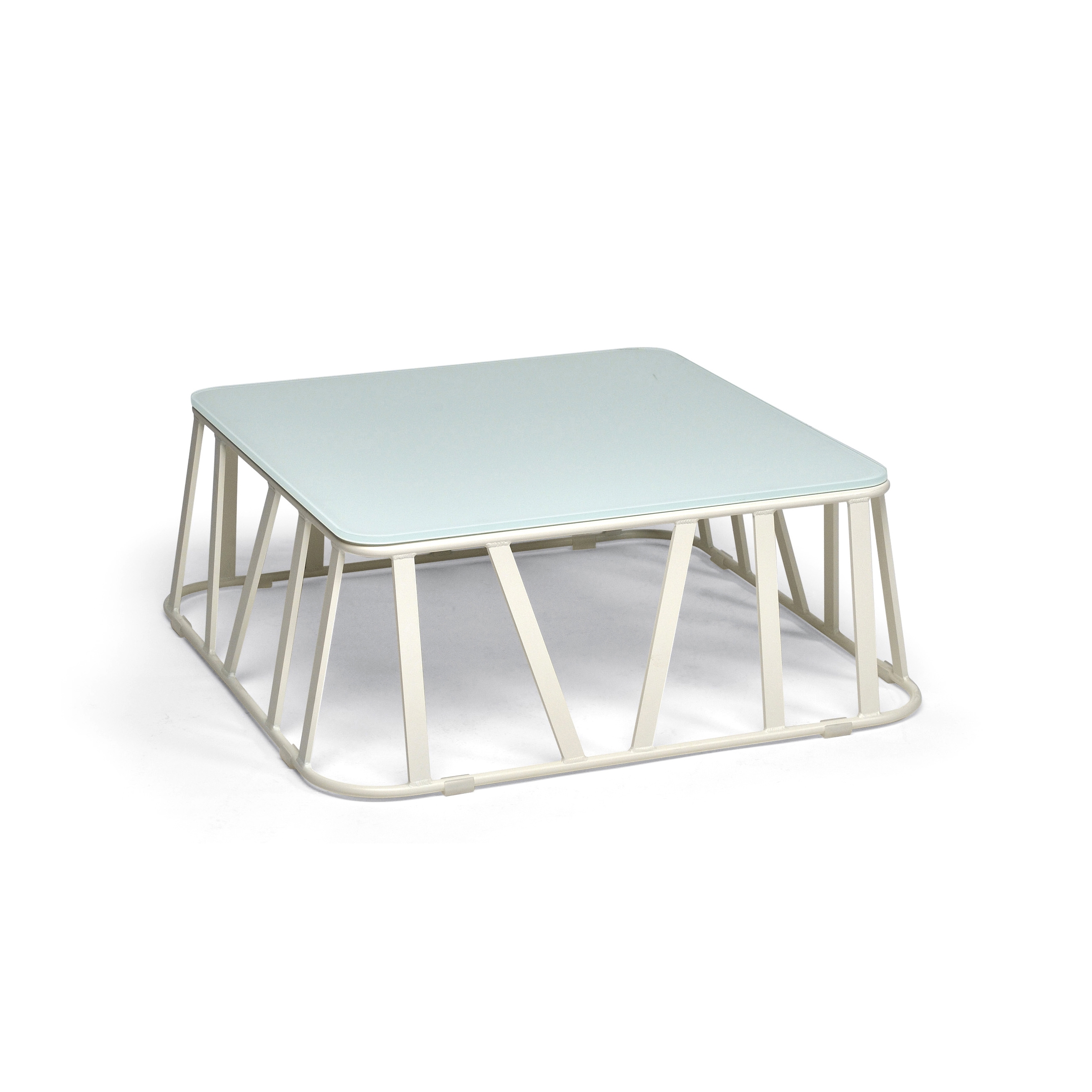 Display product Hamptons Graphics 9735 coffee table from manufacturer ROBERTI outdoor pleasure