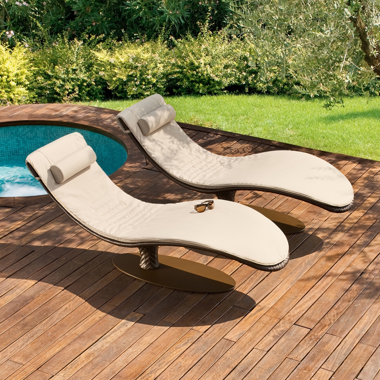 Display product Caribe 9578 chaiselongue from manufacturer ROBERTI outdoor pleasure