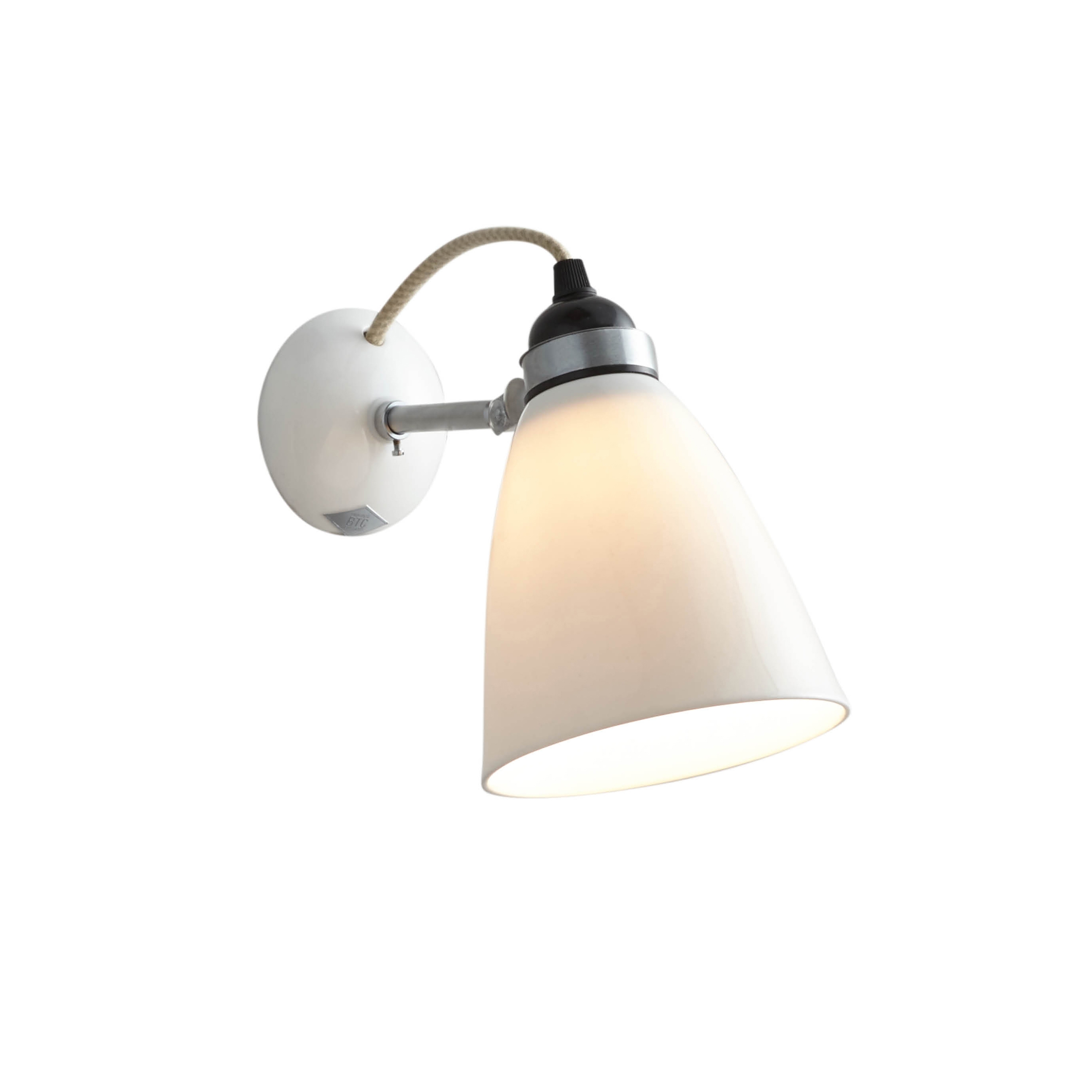 Mostra il prodotto Hector Medium Dome Wall Light, Natural del produttore Original BTC