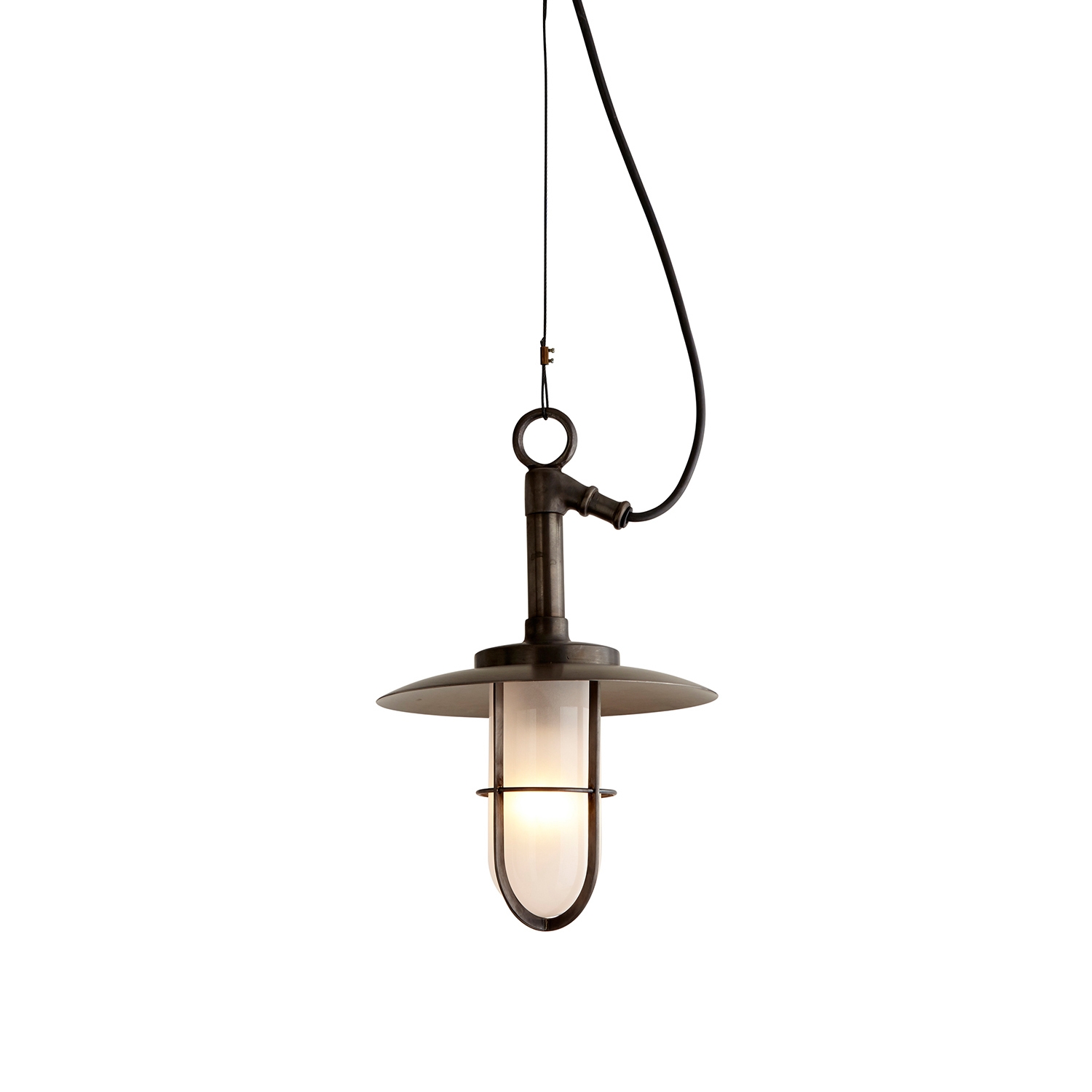 Produkt Ship's Well Glass Pendelleuchte mit Schirm, Milchglas, Patiniertes Messing des Herstellers Original BTC anzeigen