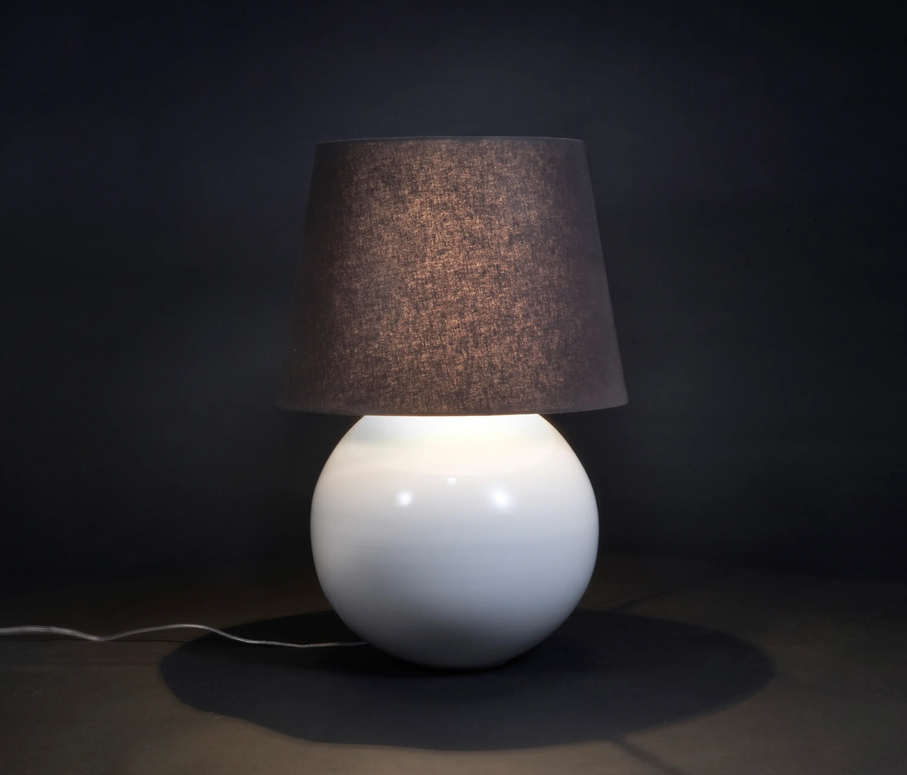NJ Lighting - Moon Stand black