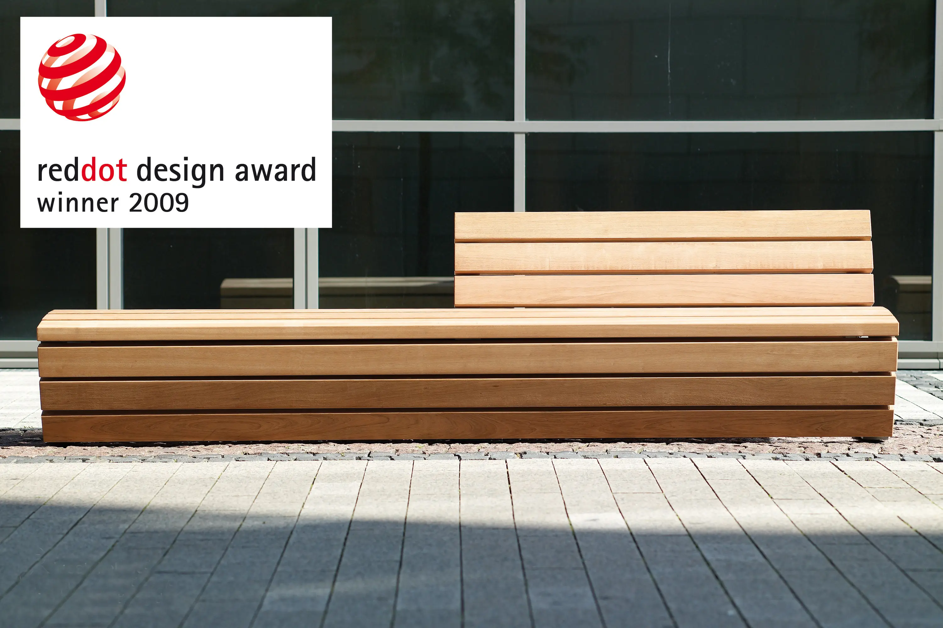 Westeifel Werke - Cado corpus Bench with partial backrest