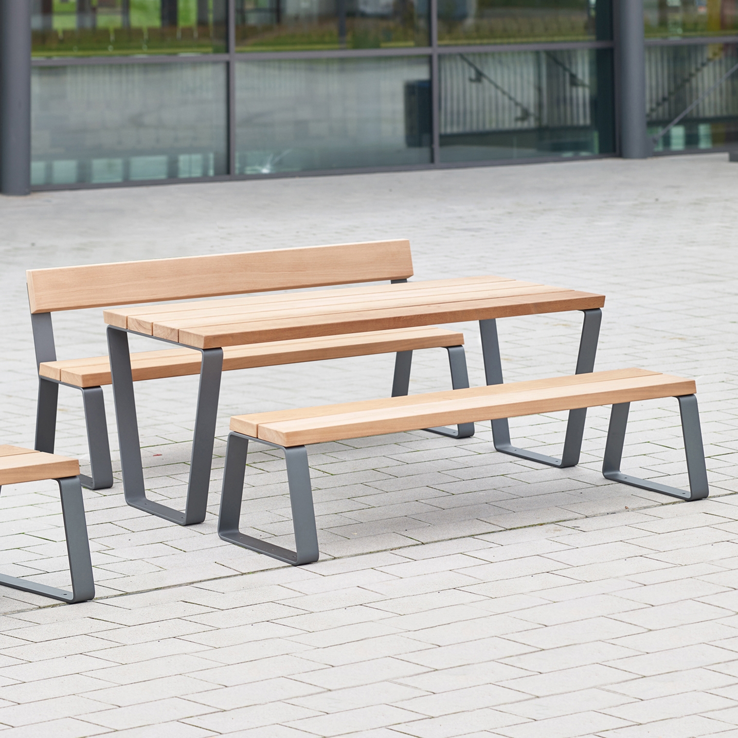 Mostra il prodotto Campus levis table del produttore Westeifel Werke