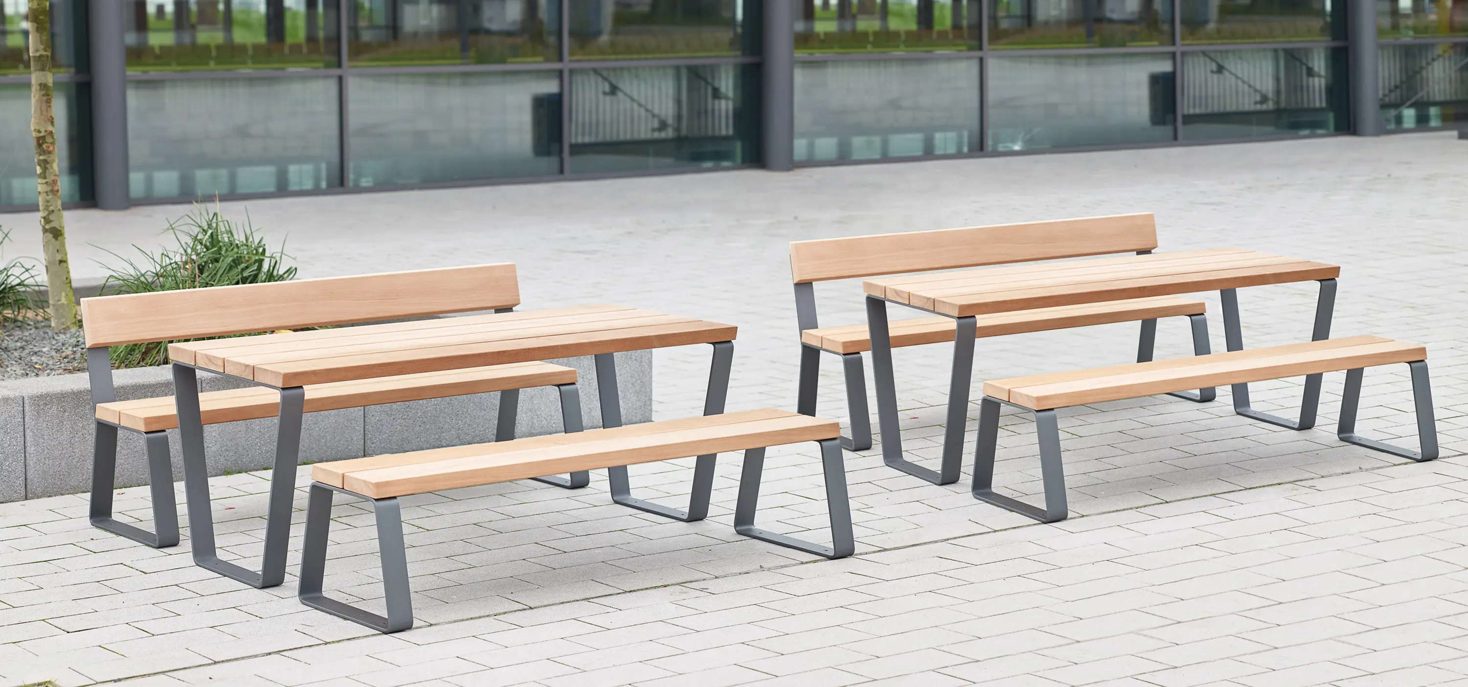 Westeifel Werke - Campus levis Tisch