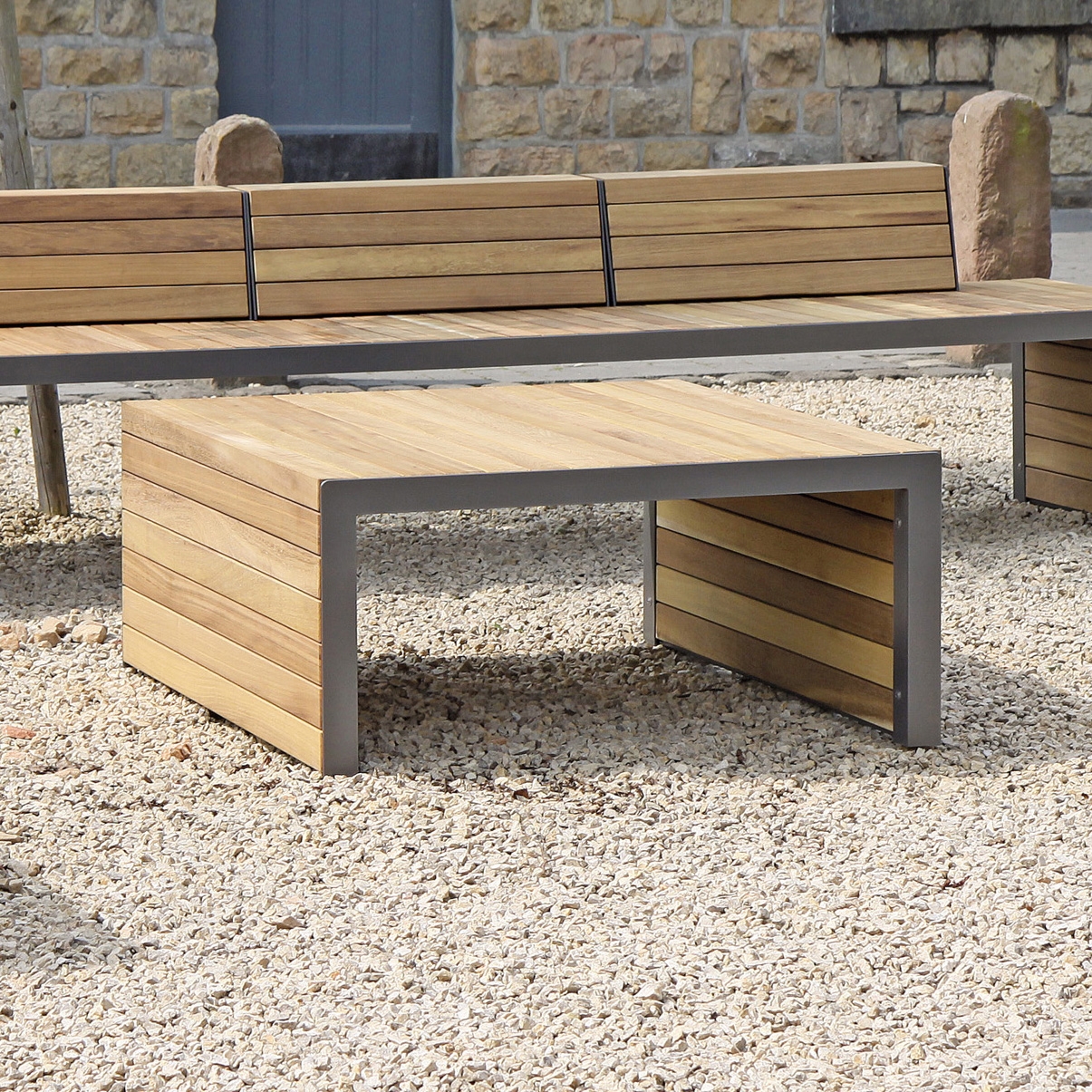 Mostra il prodotto Linares Stool|Table 110 del produttore Westeifel Werke