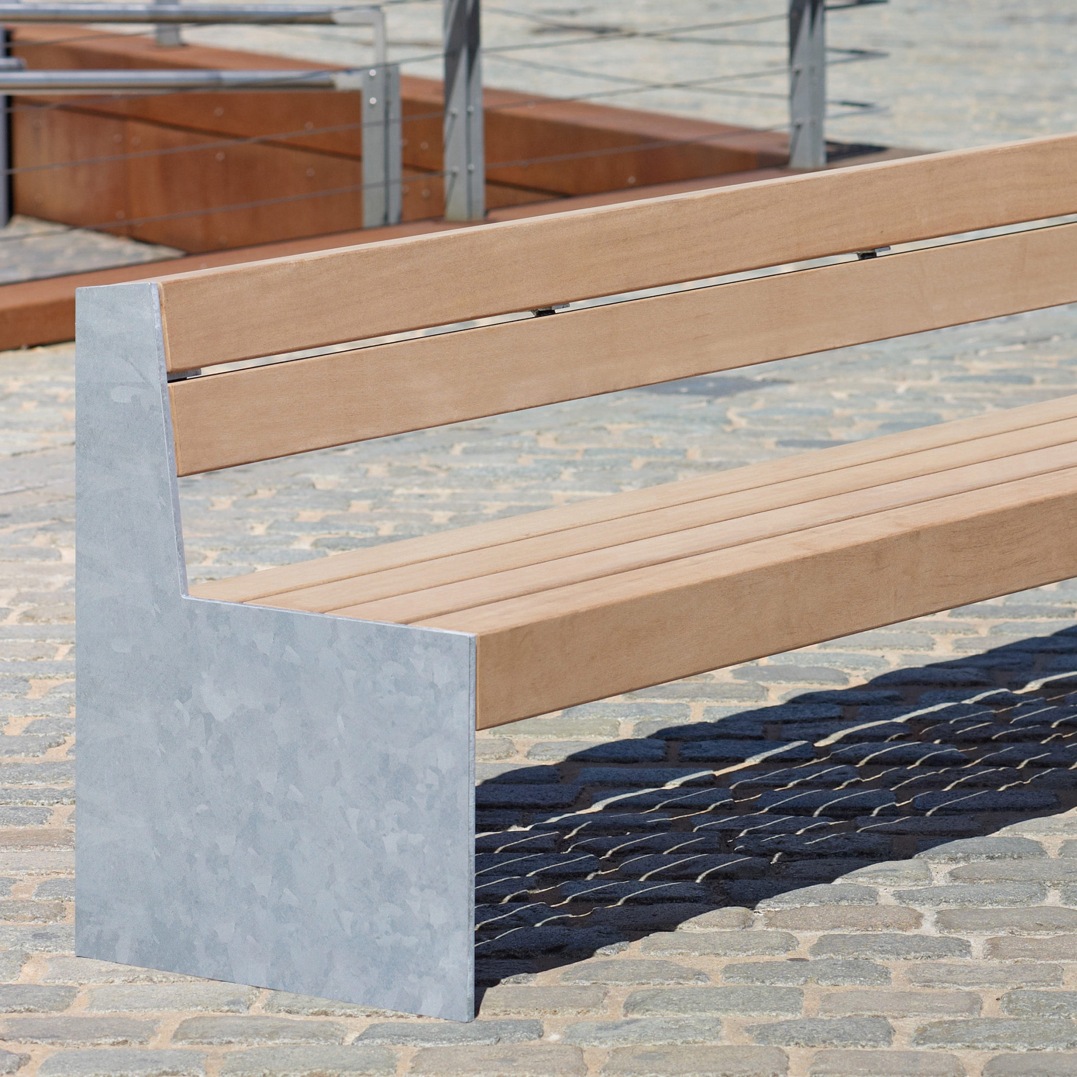 Versio genus Bench with seat MEDIUM