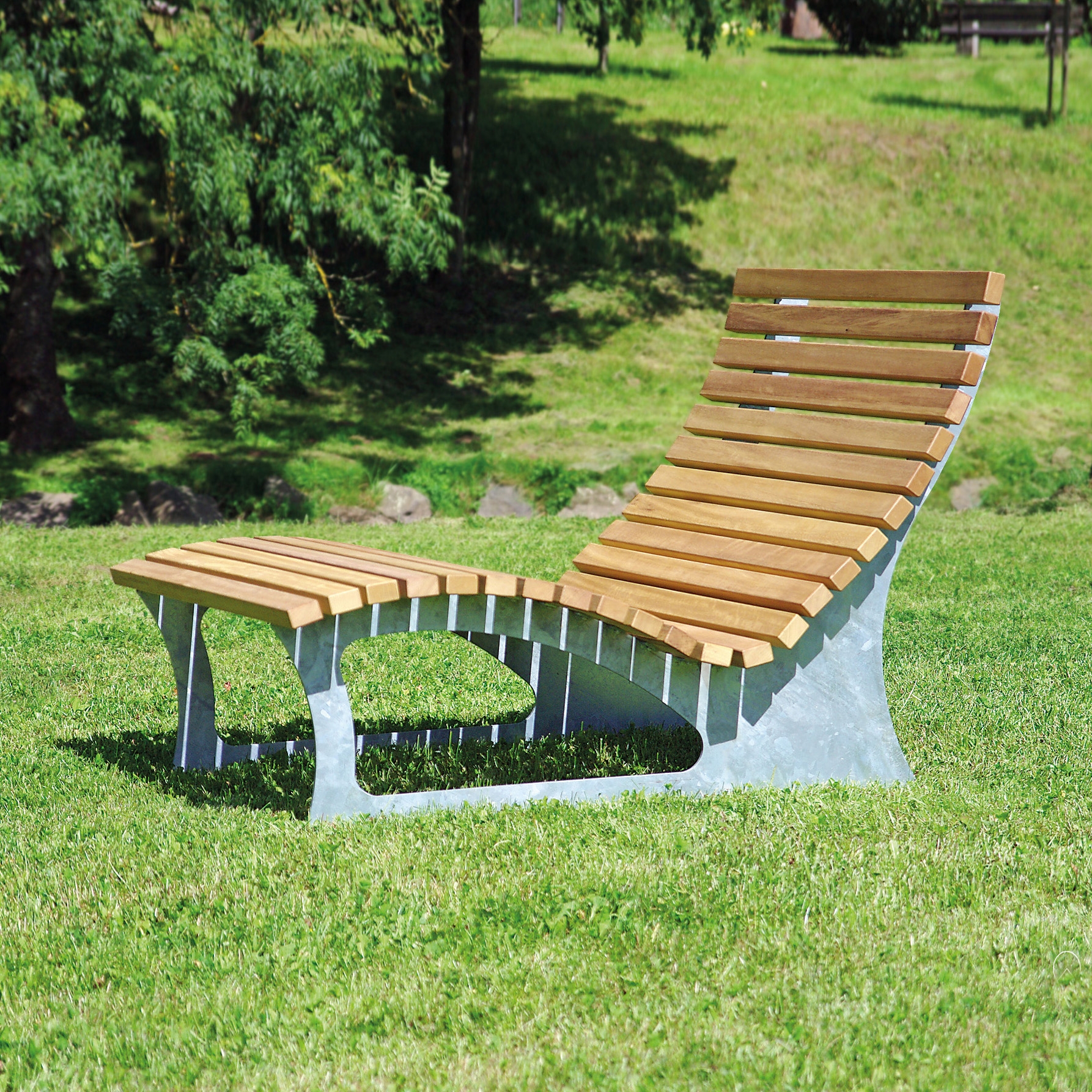 Mostra il prodotto Rheinland Sun lounger 120 cm del produttore Westeifel Werke