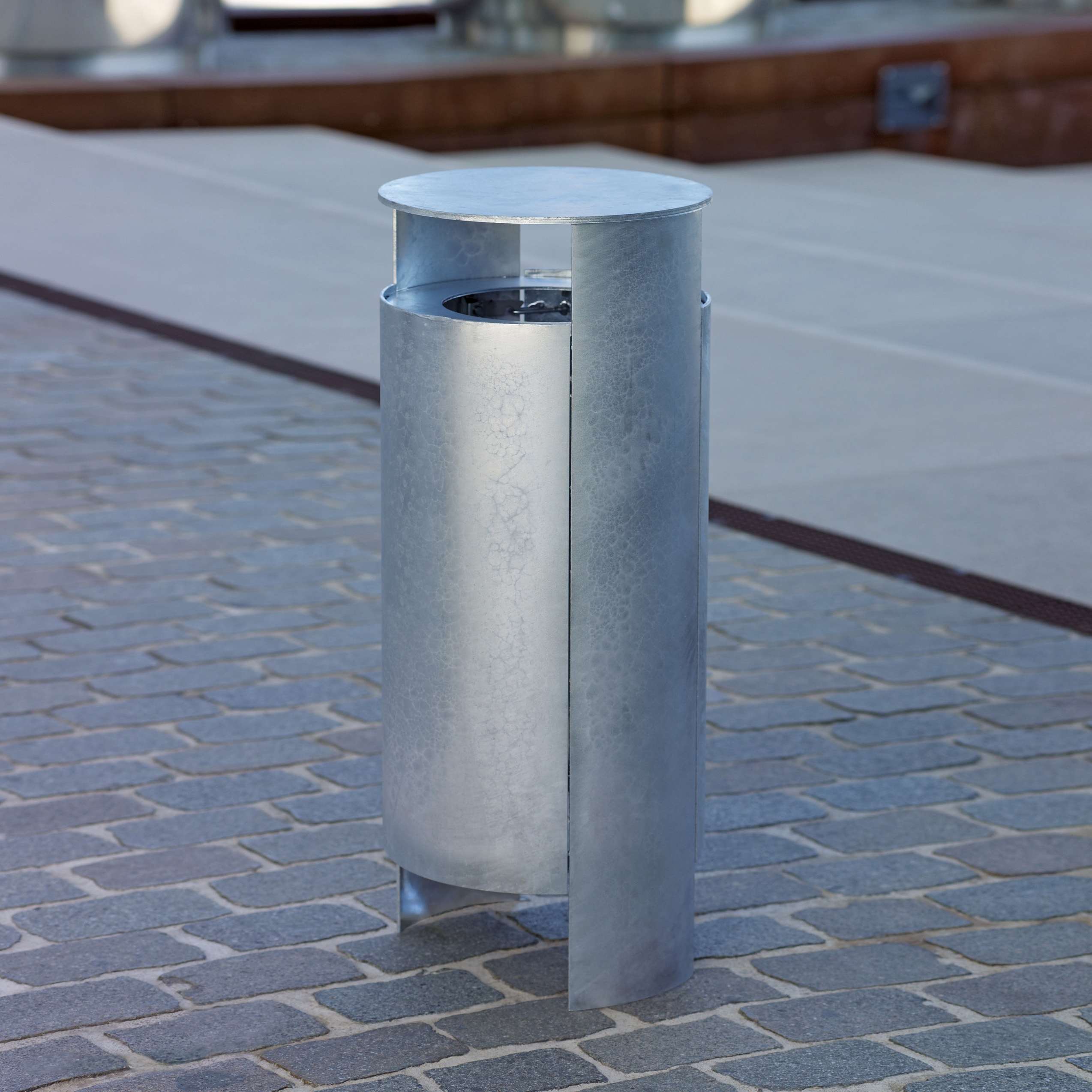 Versio orbis Abfallbehälter, verzinkt, 40 Liter mit Ascher