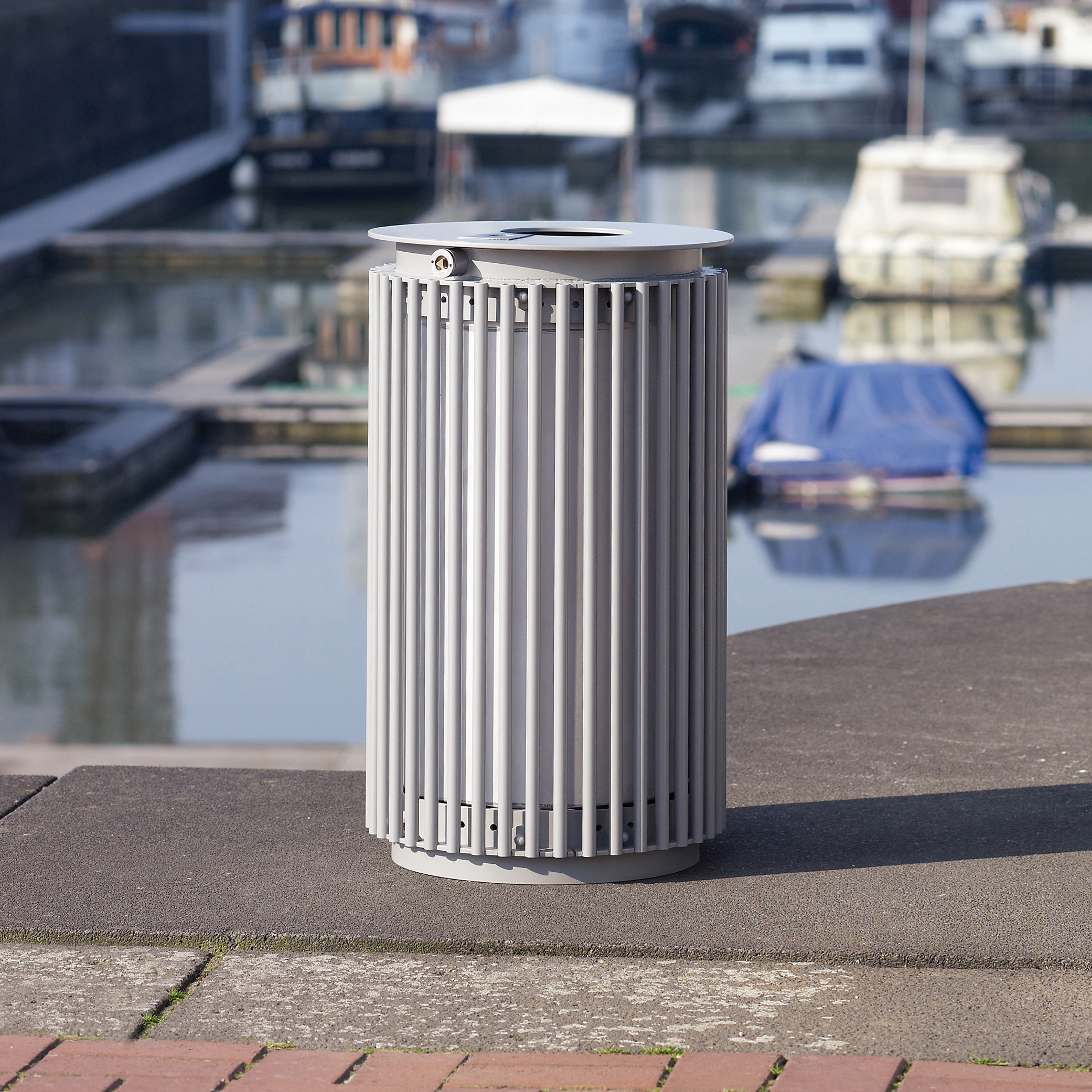 Urbanis Litter bin round 75 l