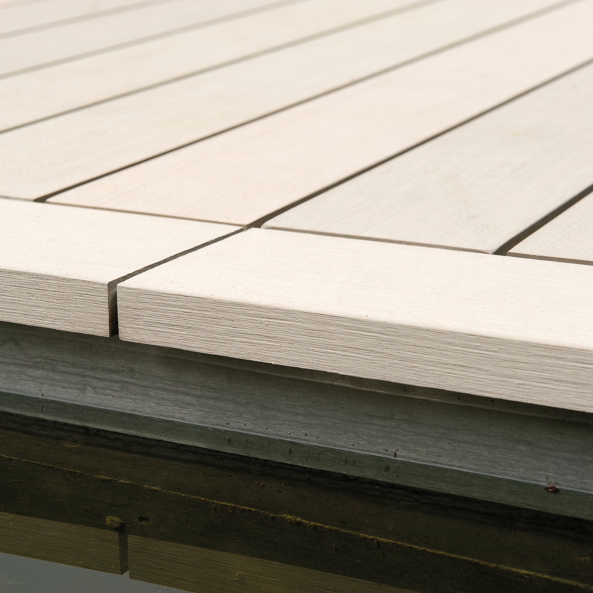 Display product Esthec® Terrace Aroma from manufacturer Esthec