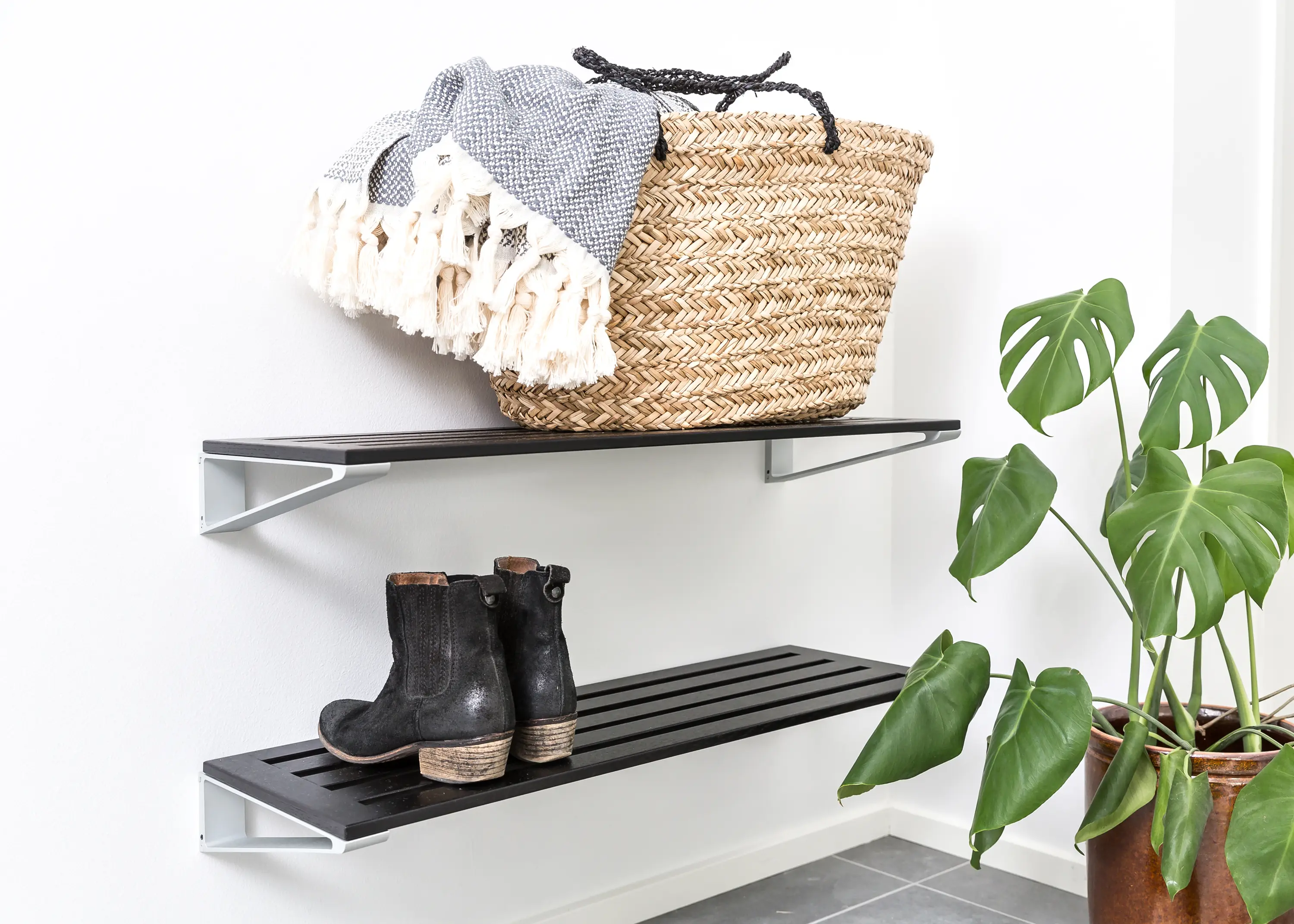 LoCa - KNAX shoe rack