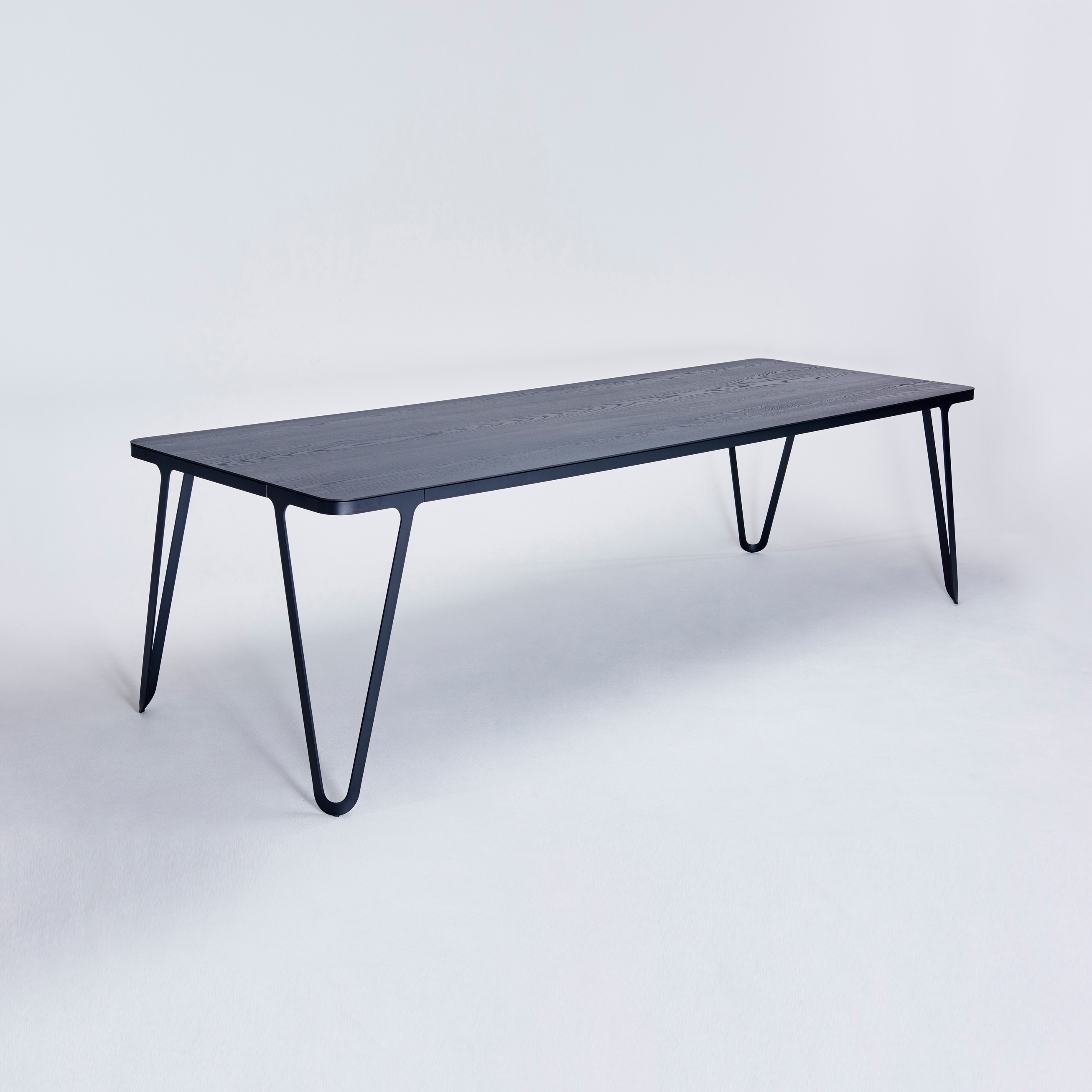 Produkt Loop Table - Tiefschwarz des Herstellers NEO/CRAFT anzeigen