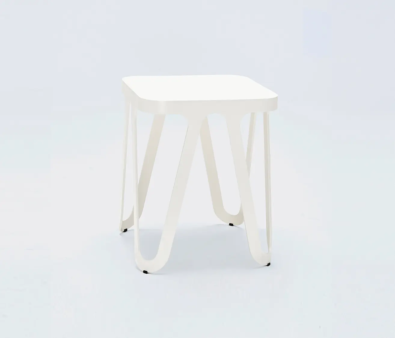 NEO/CRAFT - Loop Stool - Cremeweiß
