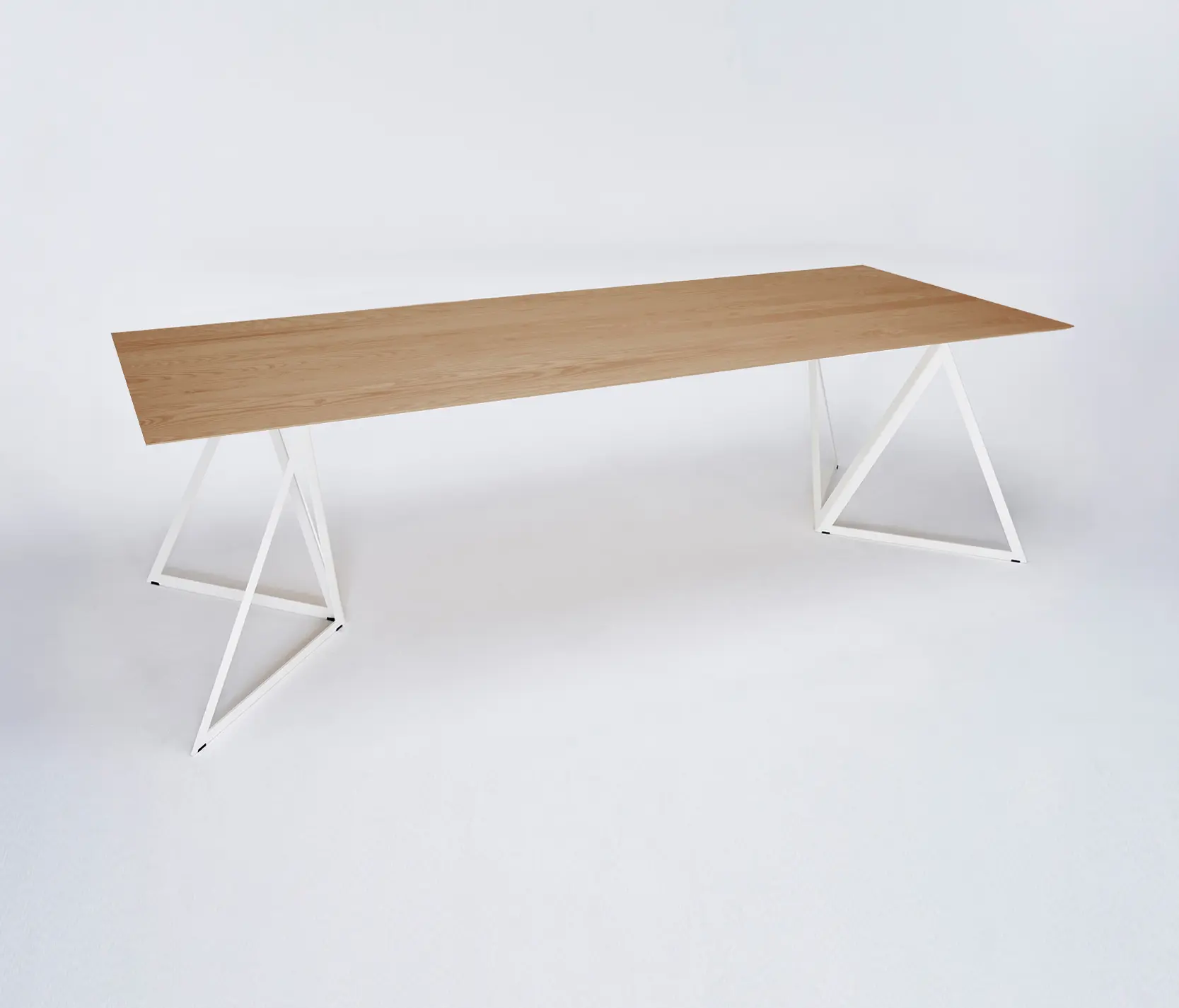 NEO/CRAFT - Steel Stand Table - cream white/ walnut