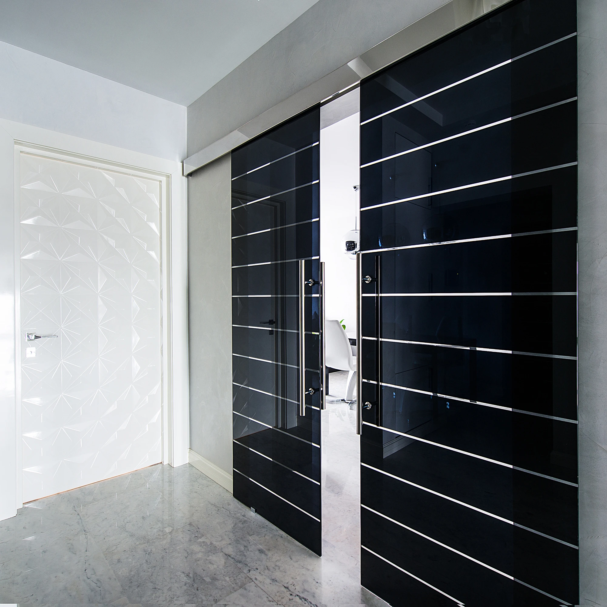 DOORS