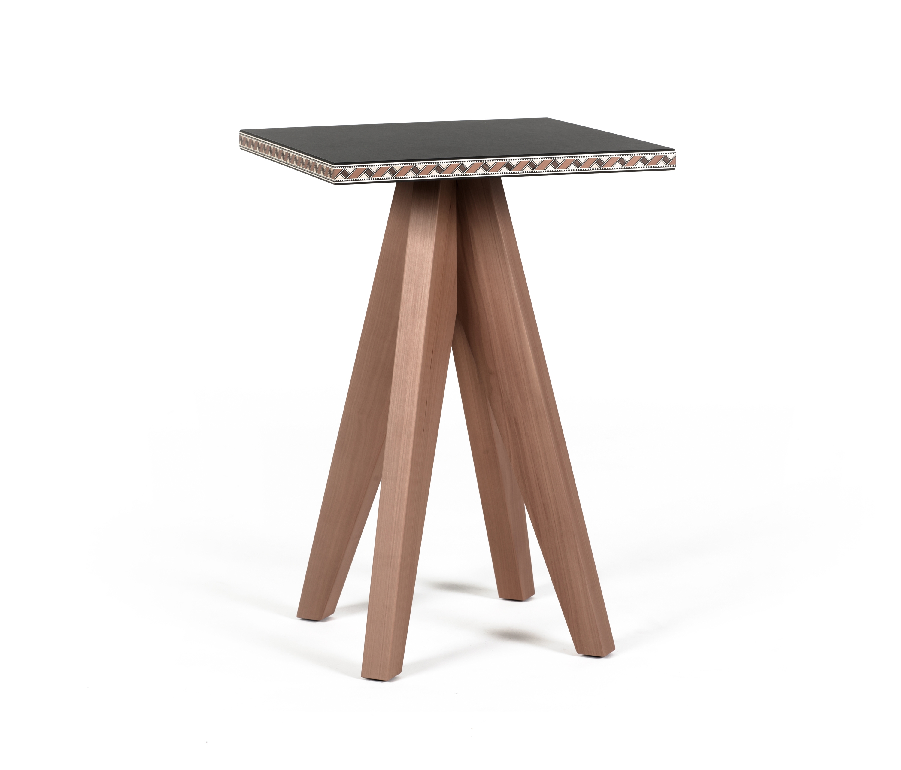 Mostra il prodotto Intarsio Gian & Piero | side table del produttore strasserthun.
