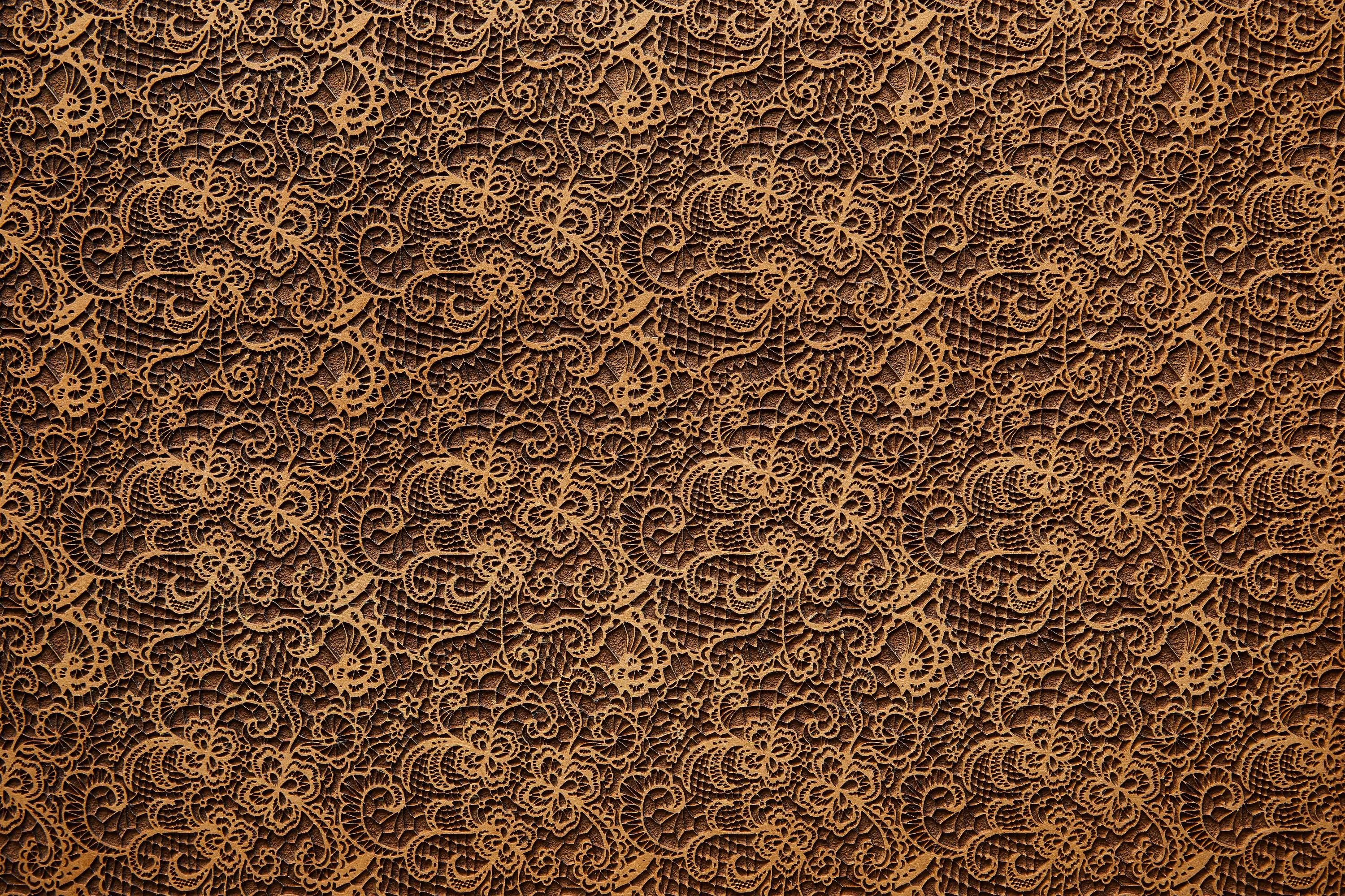 strasserthun. - Lace