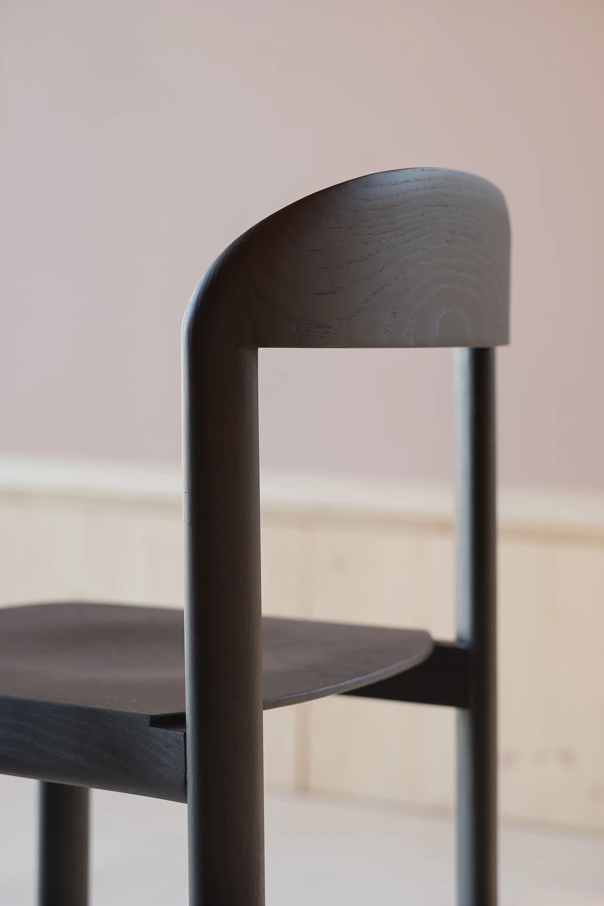 Stattmann - Curv Table Square
