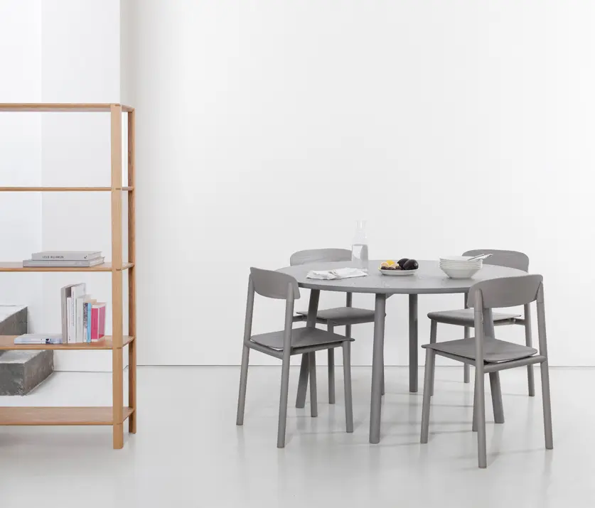 Stattmann - Plug Shelf L