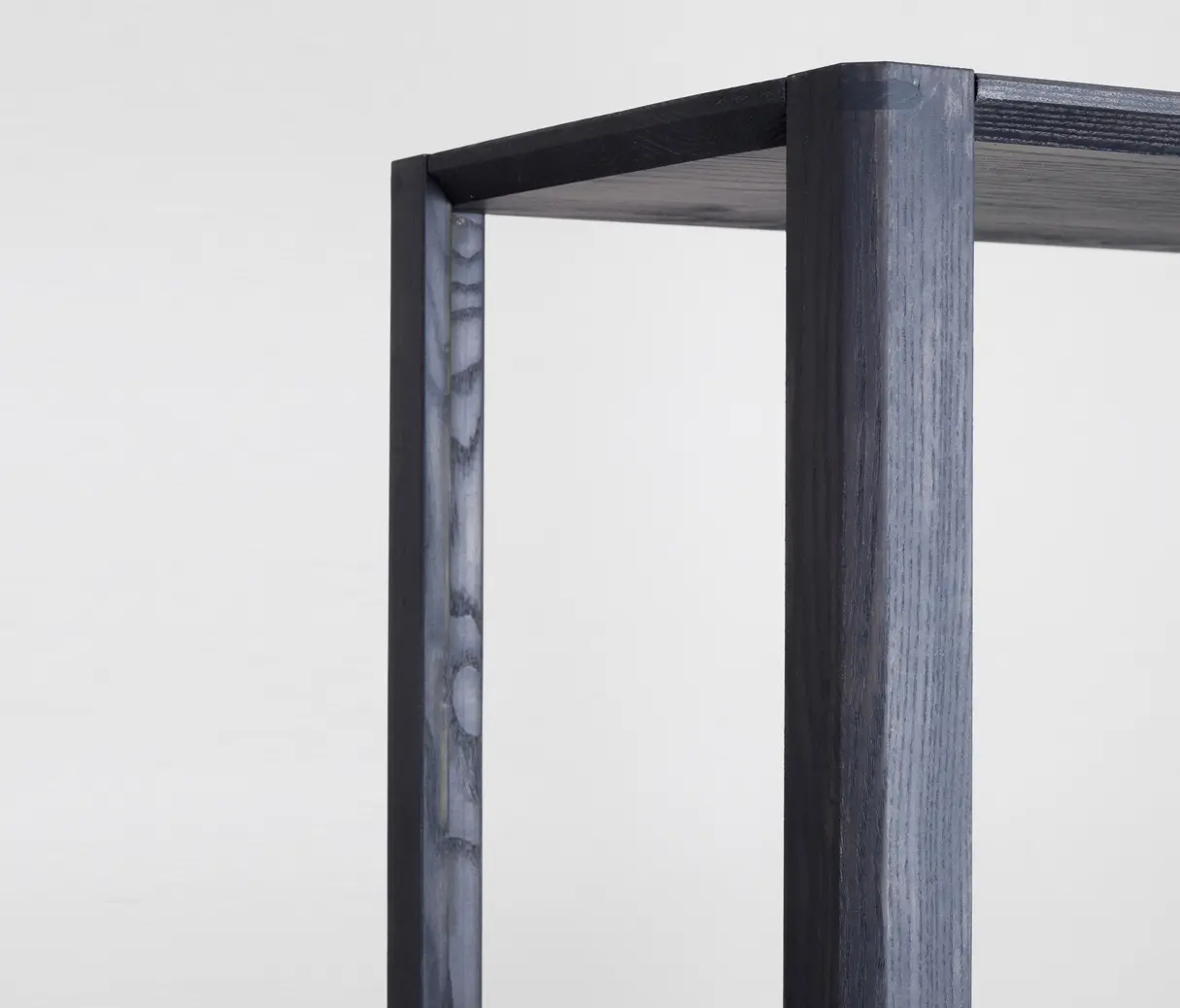 Stattmann - Plug Shelf M