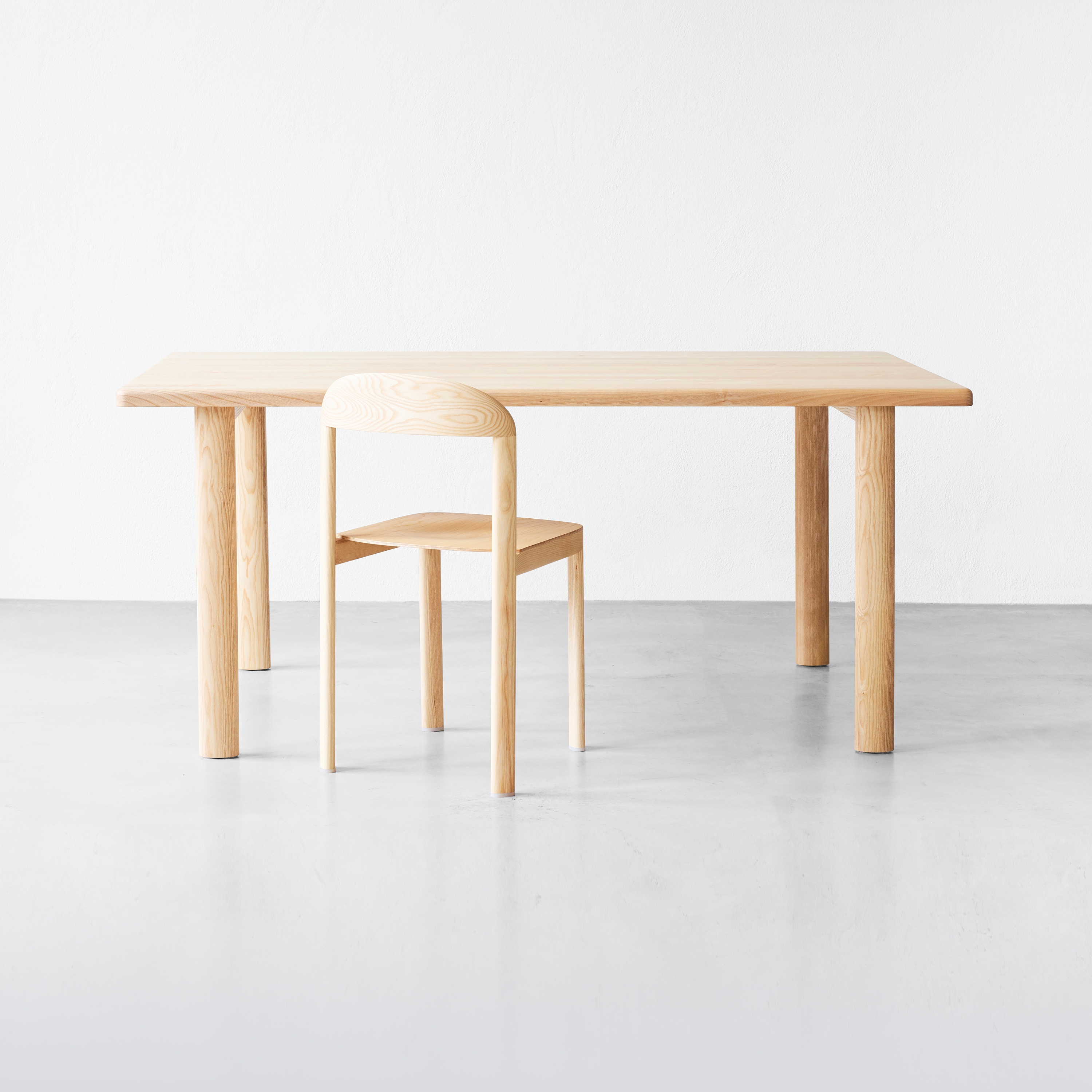 Vertoon produk Curv Table Square van vervaardiger Stattmann