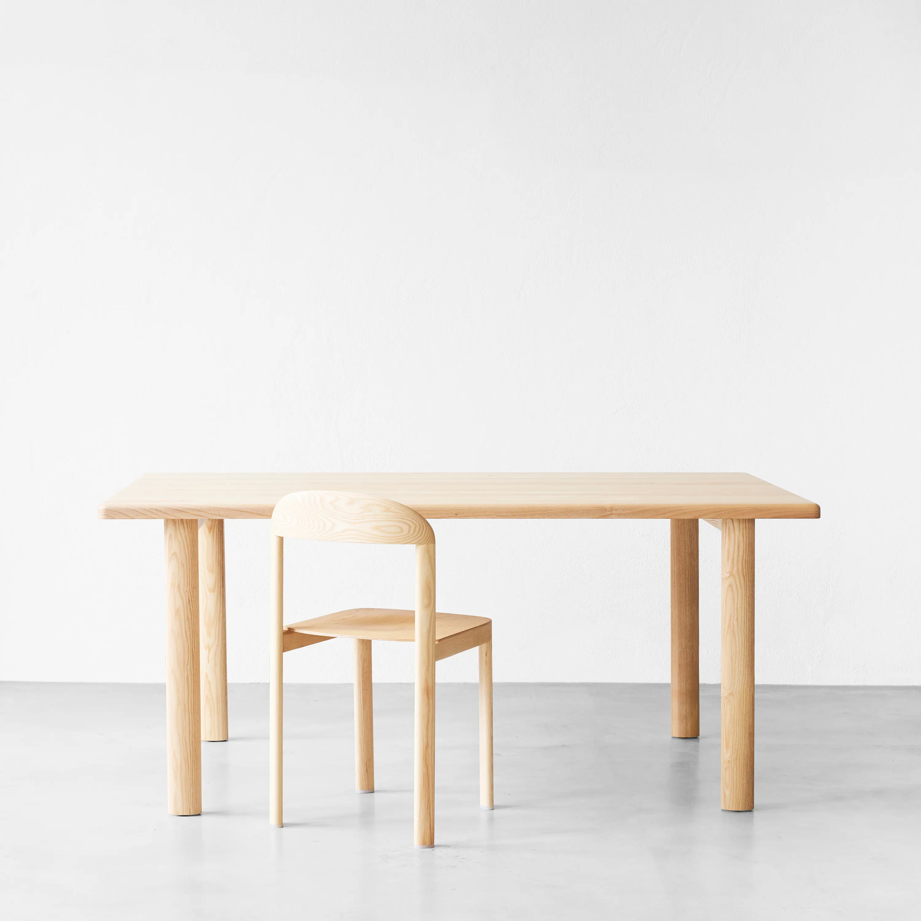 Stattmann - Curv Table Square