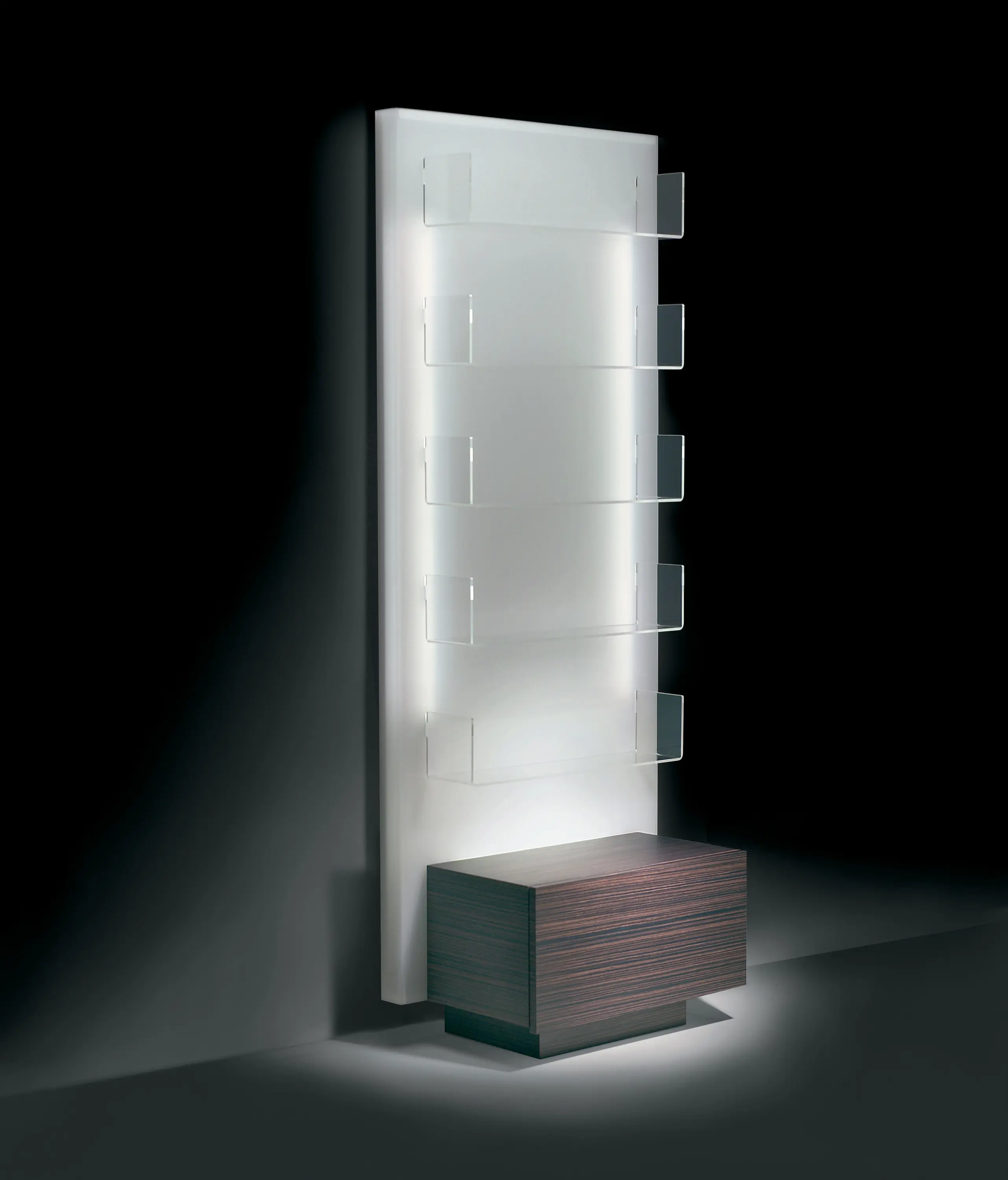 GAMMA & BROSS - Glowall Display ST | GAMMA STATE OF THE ART Salon Retail Displays