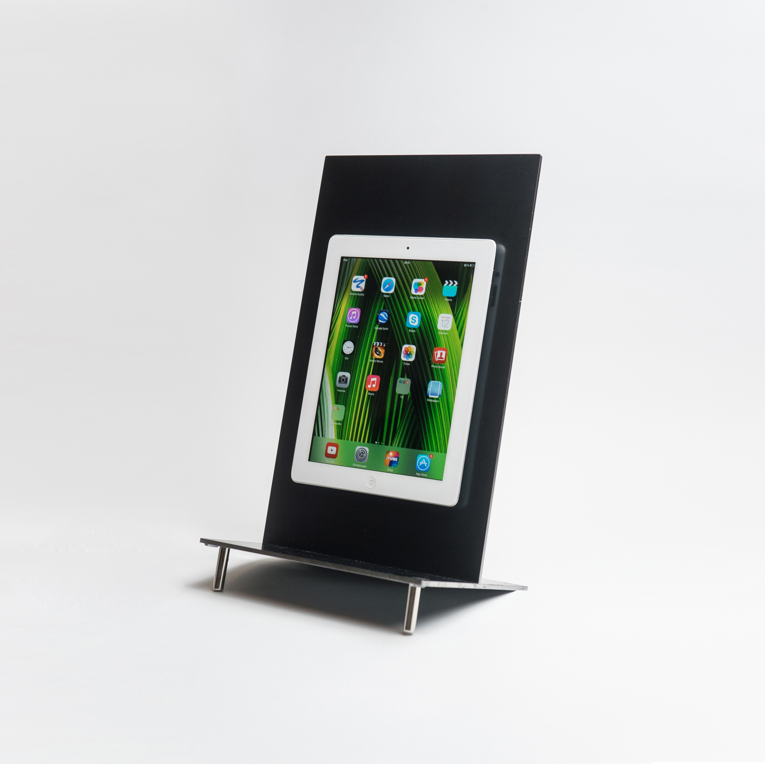 Display product wineTee® iPad/tablet holder from manufacturer lebenszubehoer by stef’s