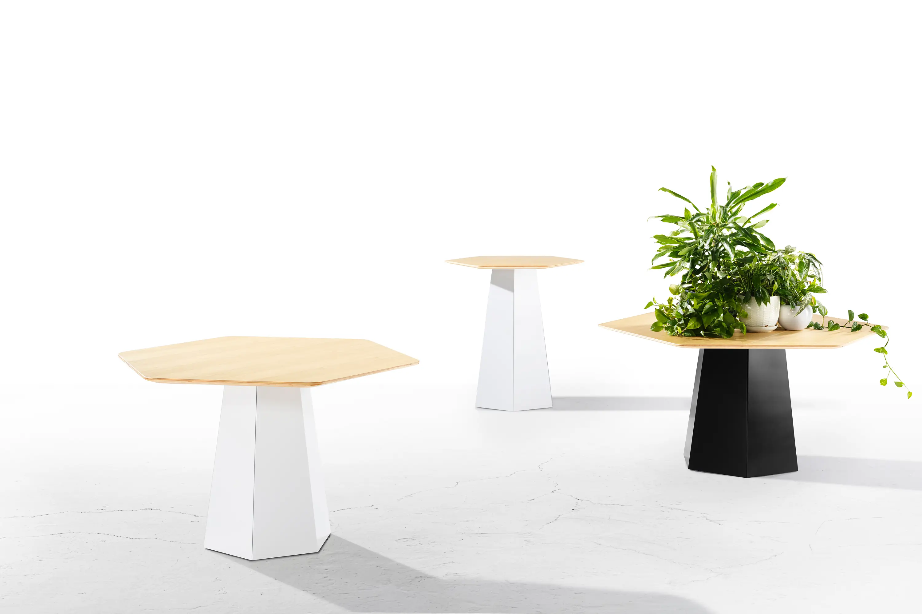 Derlot - Hext, Table