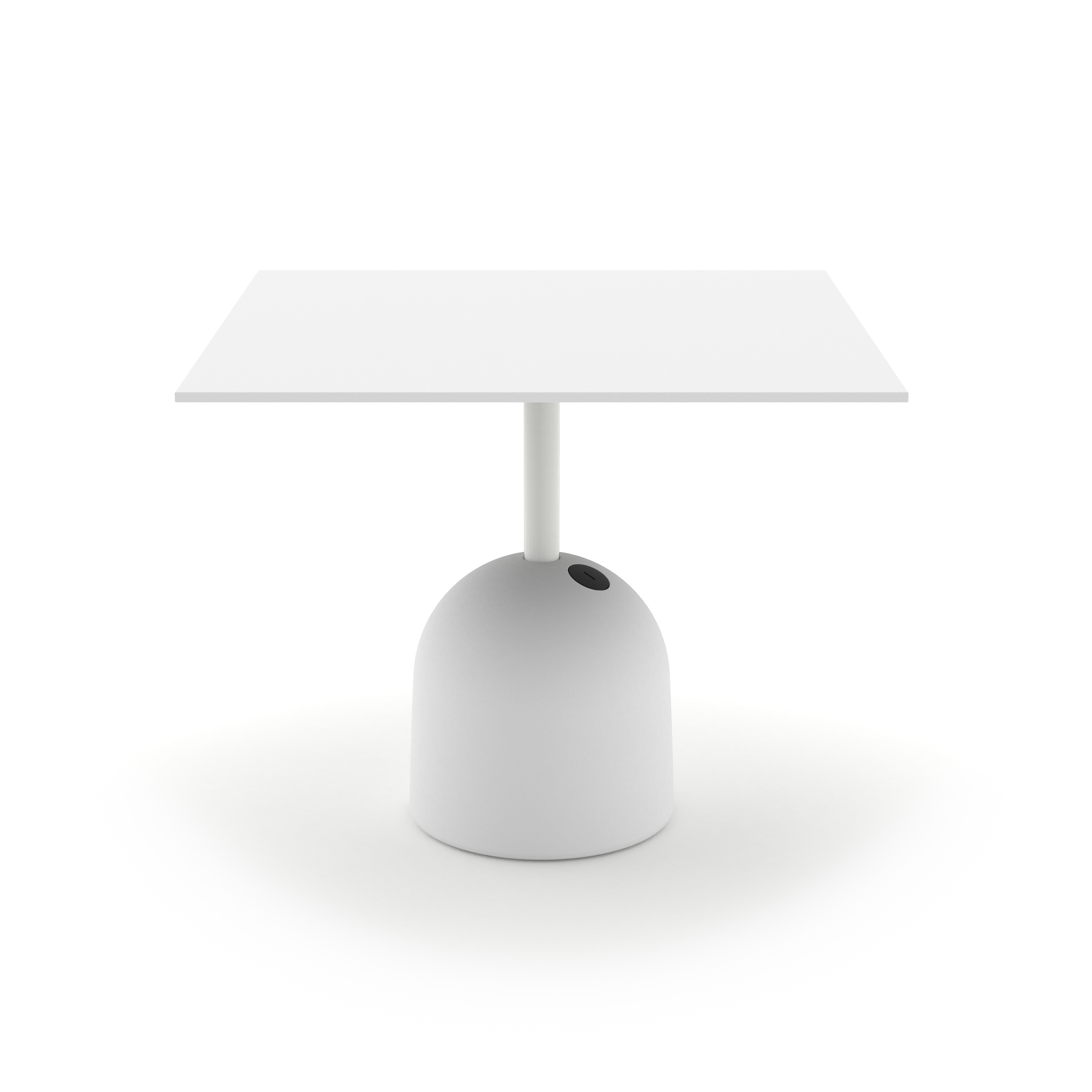 Display product Tonne 900 square table from manufacturer Derlot