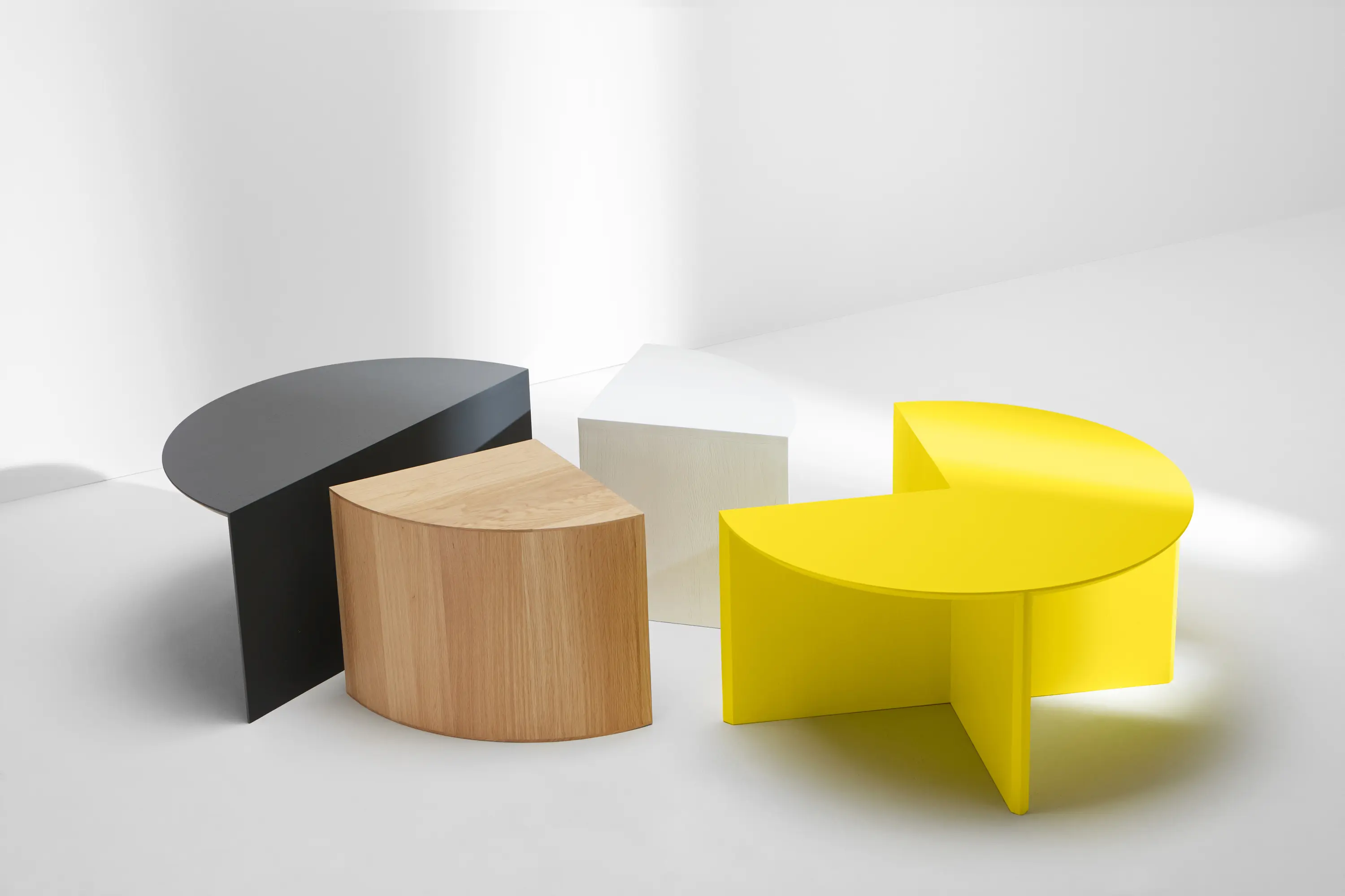 H Furniture - Pie chart system | Three quarter table