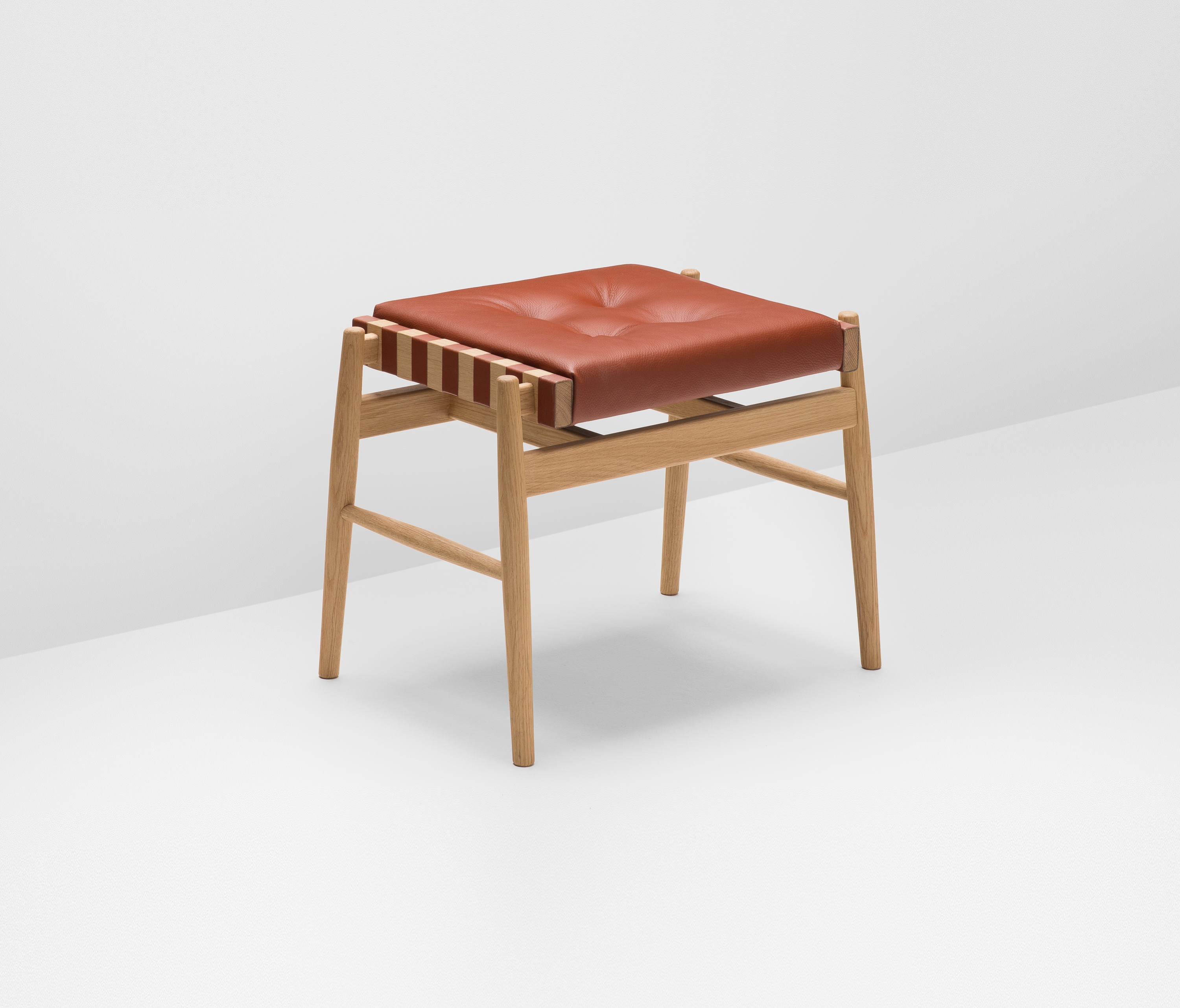 Mostrar el producto Norse stool del fabricante H Furniture