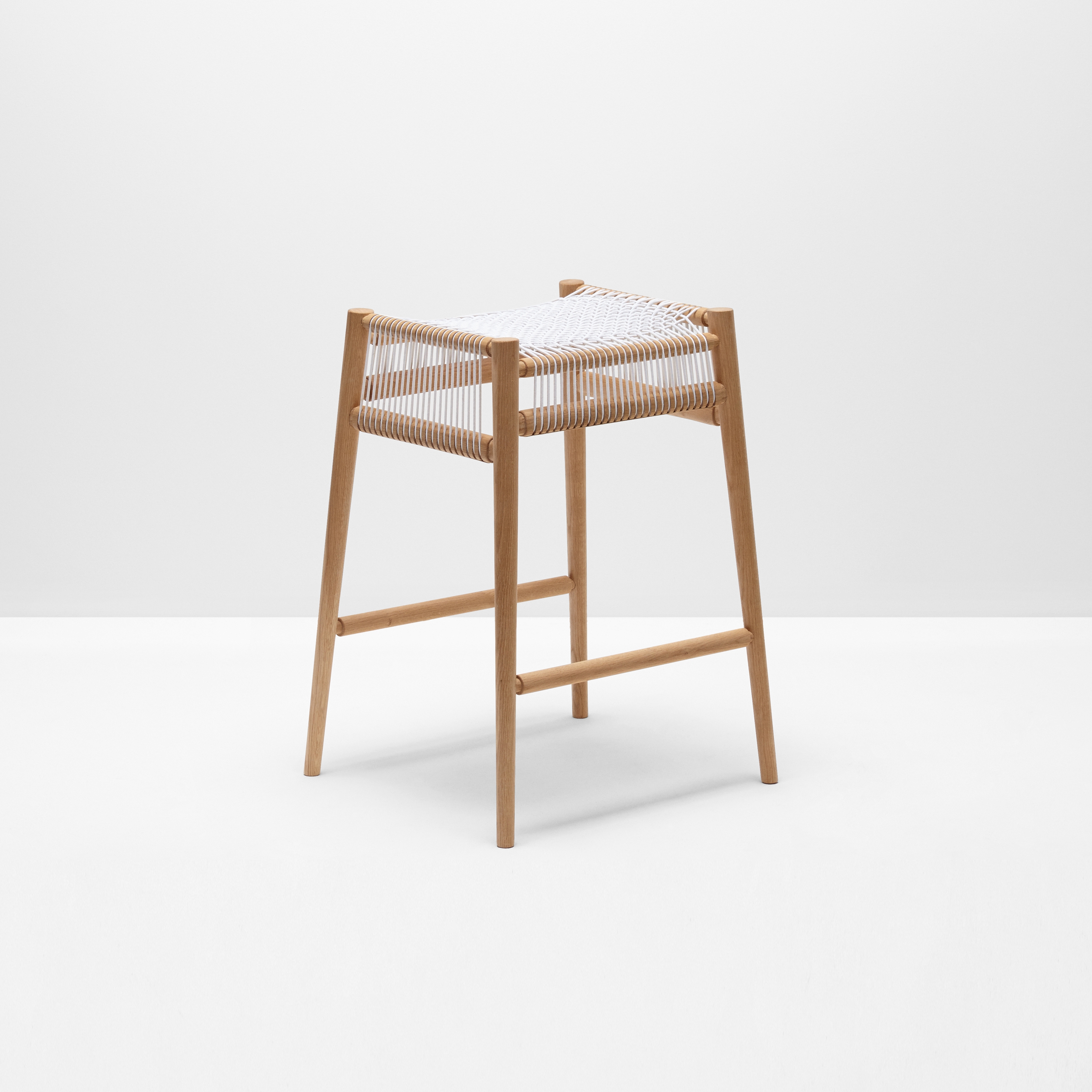 Produkt Loom bar stool des Herstellers H Furniture anzeigen