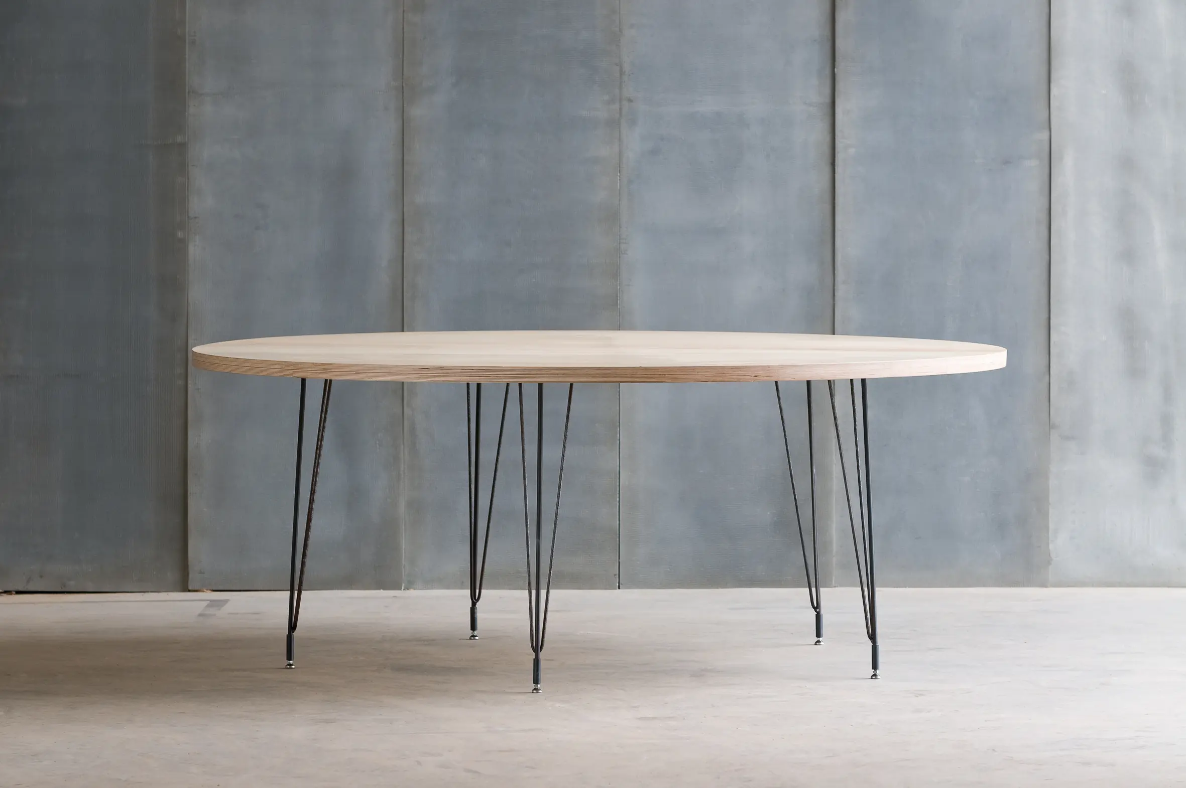 Heerenhuis - Sputnik Table