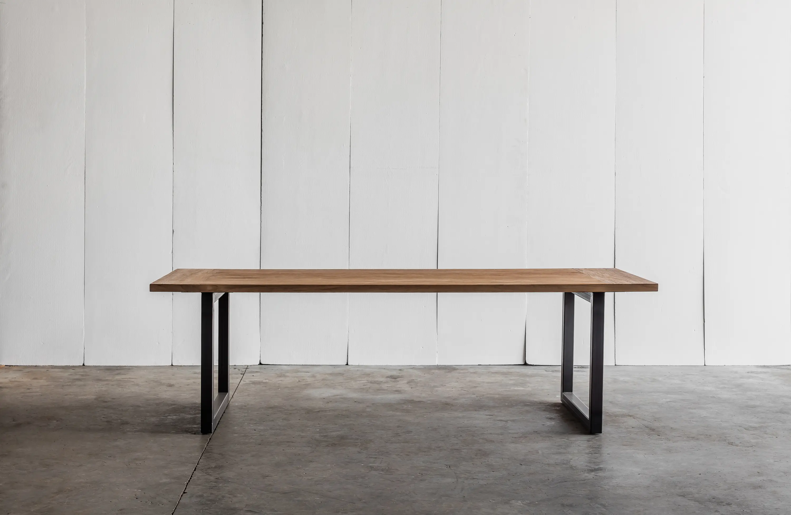 Heerenhuis - Tube Table