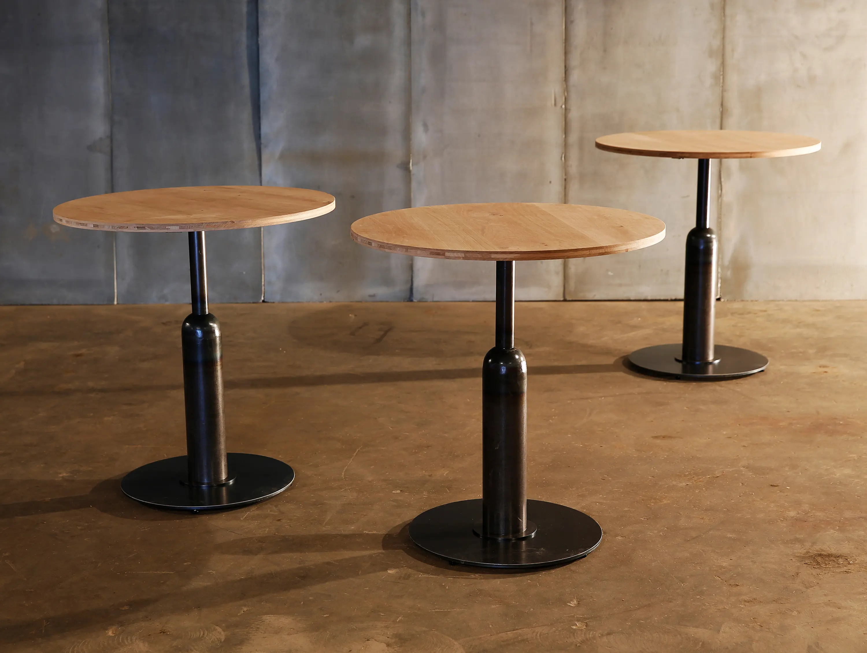 Heerenhuis - Apollo Table