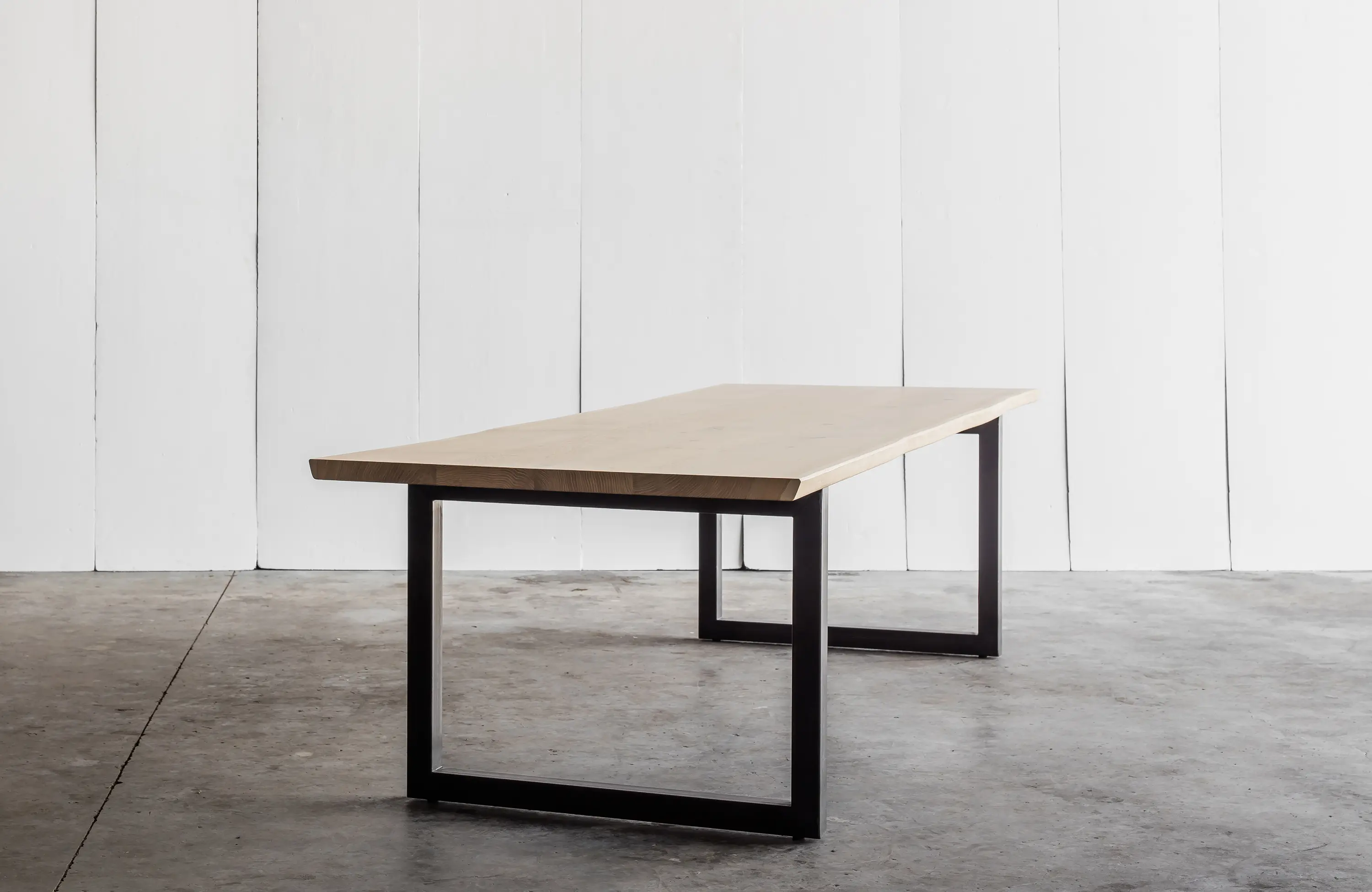 Heerenhuis - Tube Table