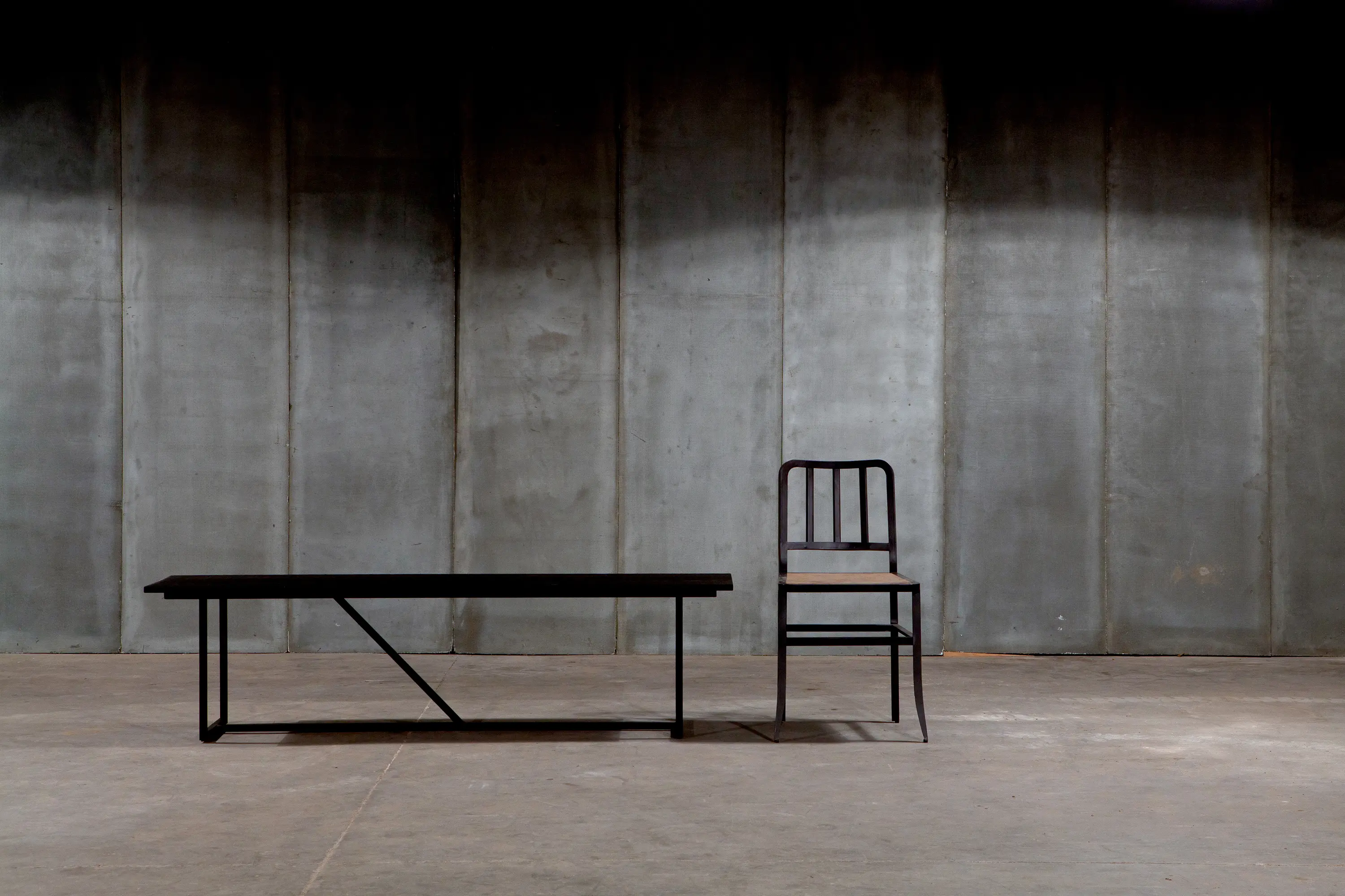 Heerenhuis - Mesa Nero Bench