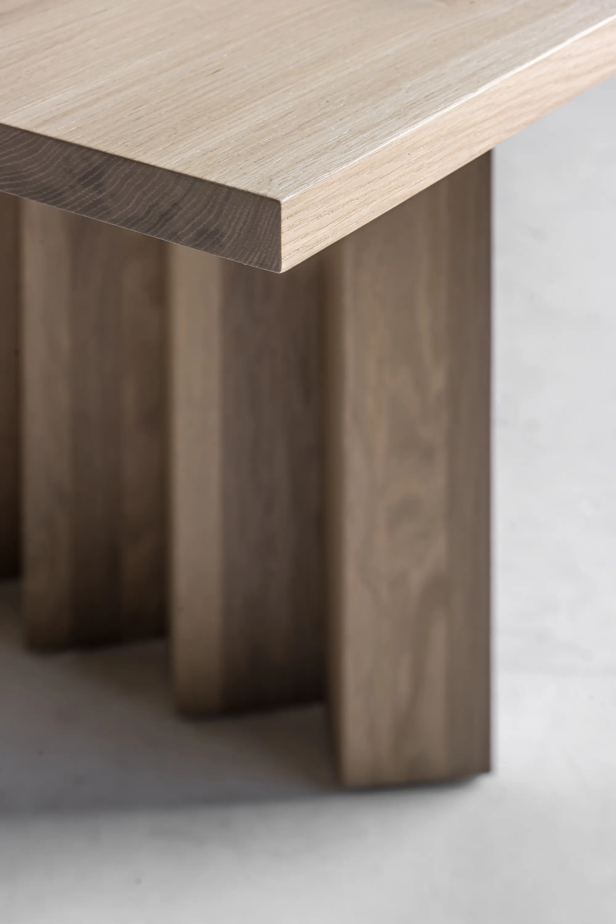 Heerenhuis - Repeto Table