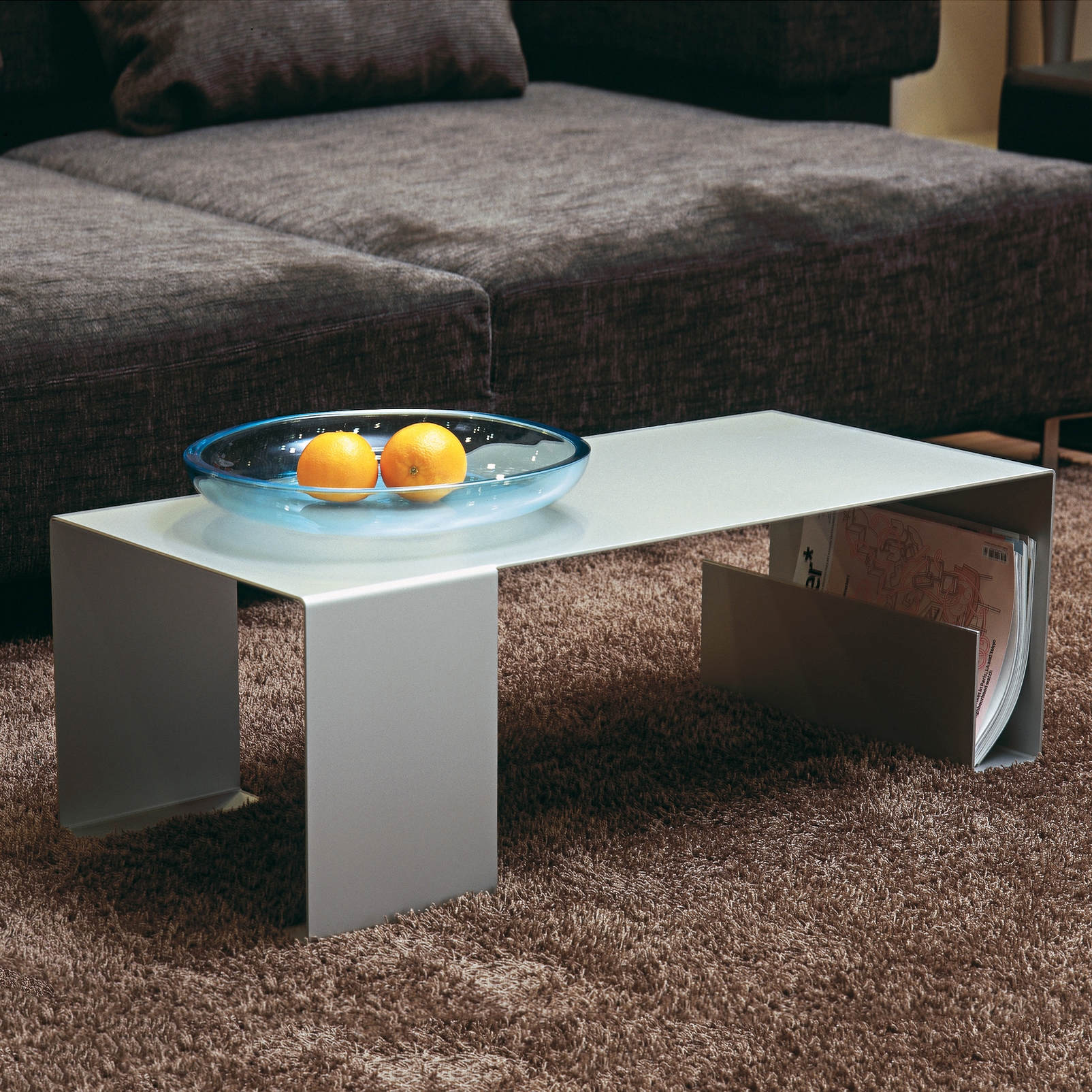 Mostra il prodotto Alu Like Salonlöwe sofa table del produttore jankurtz