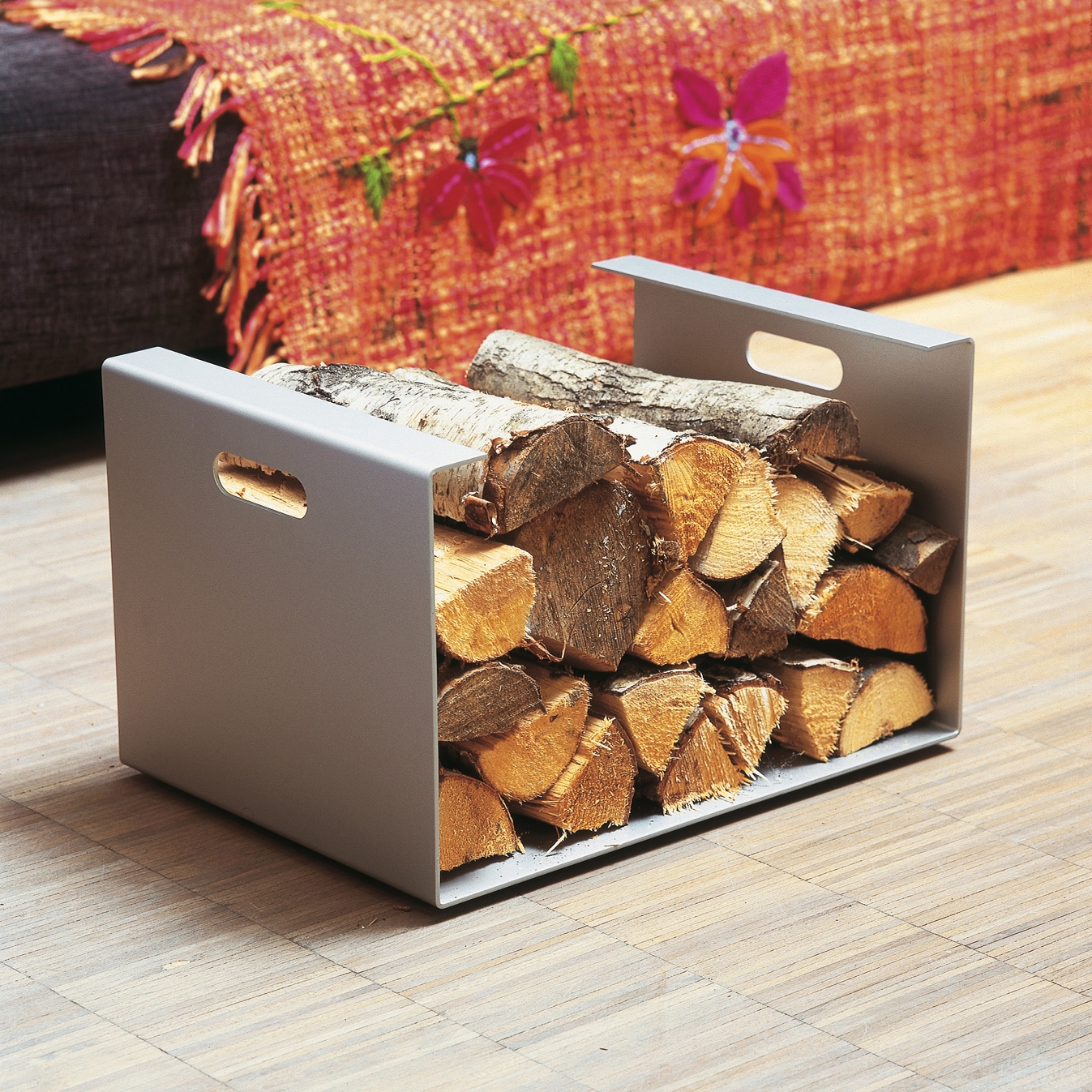 Display product Alu Like Heizer wood carrier from manufacturer jankurtz