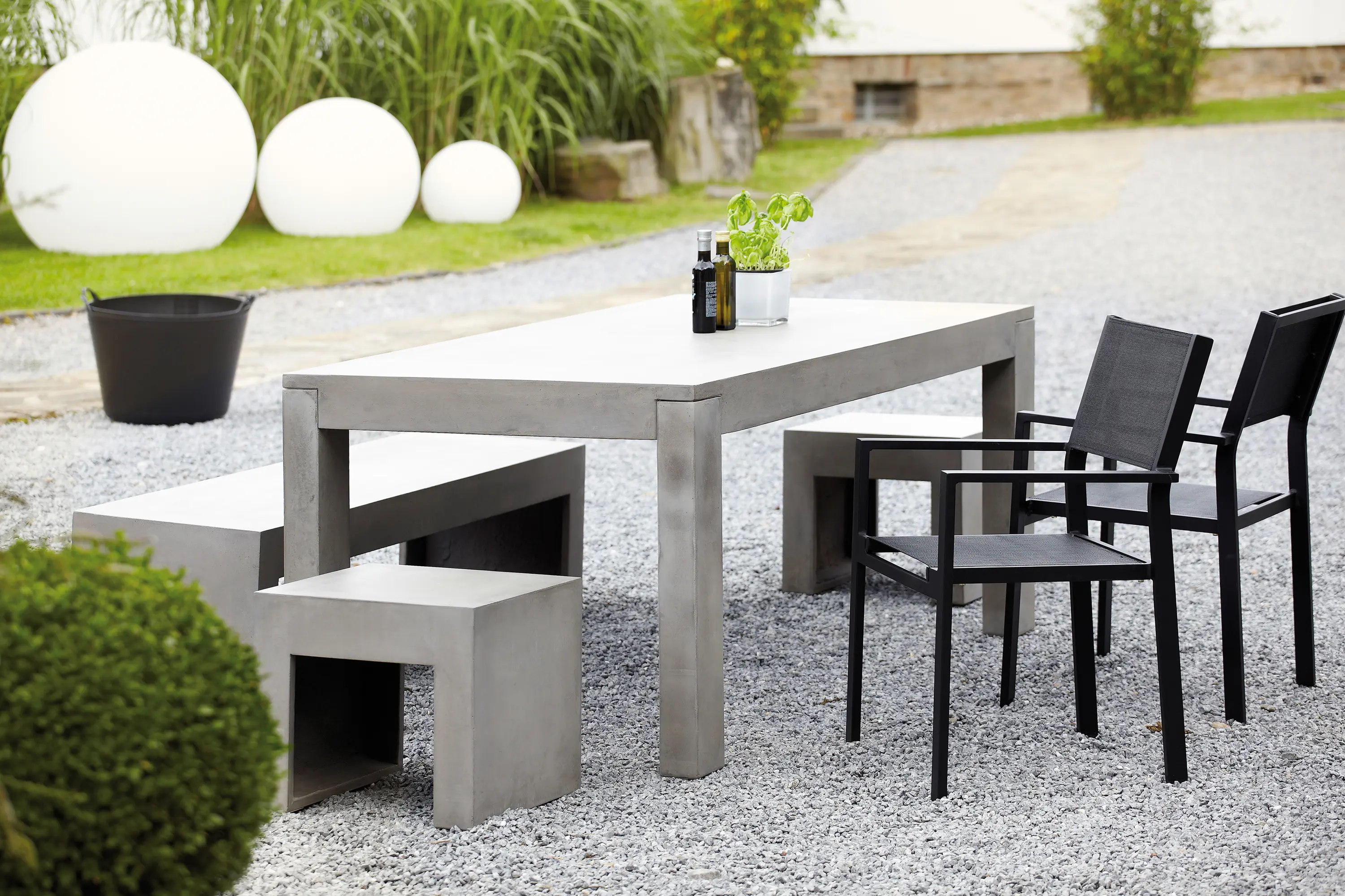 jankurtz - Beton table
