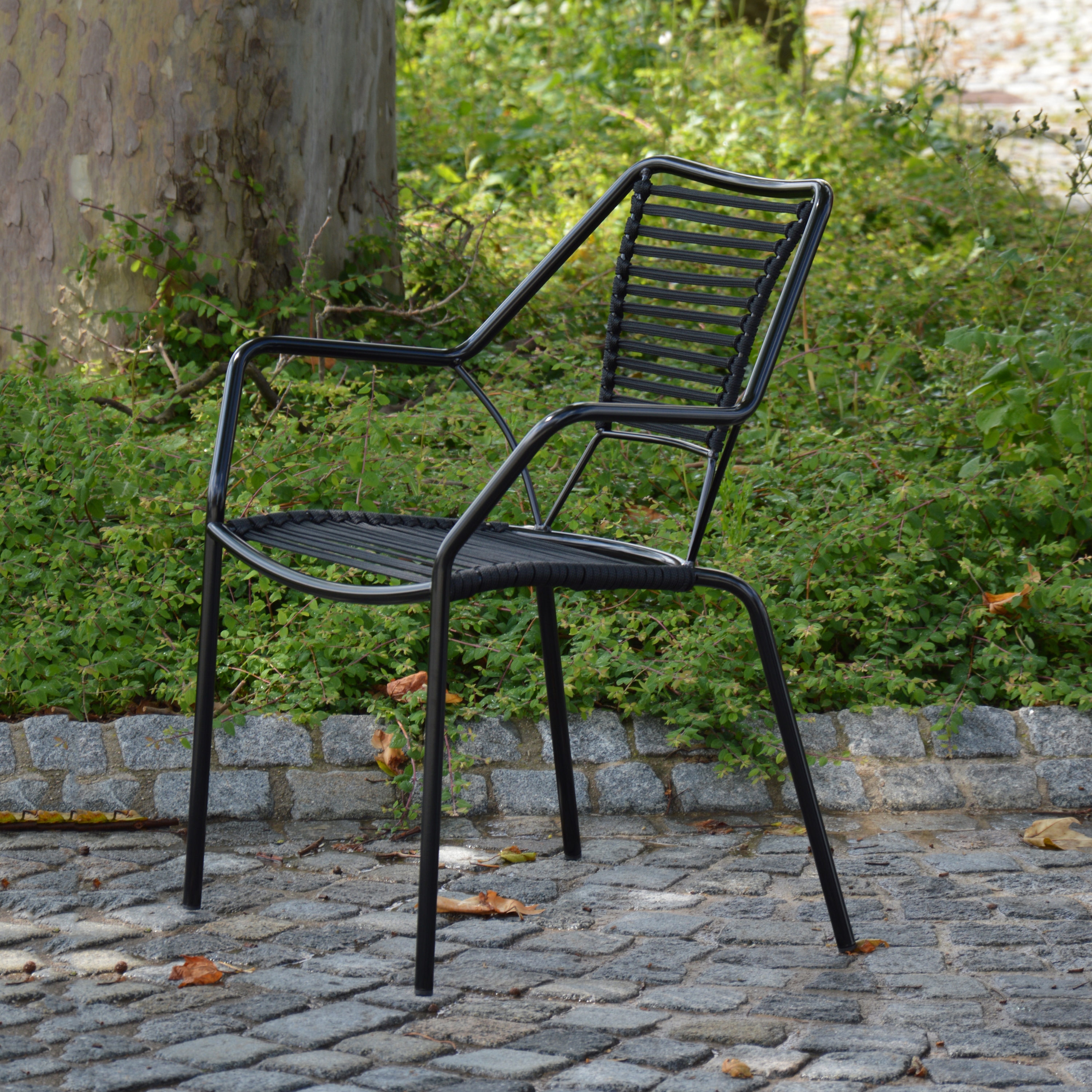 Display product Knit-Knot stackable armchair from manufacturer jankurtz