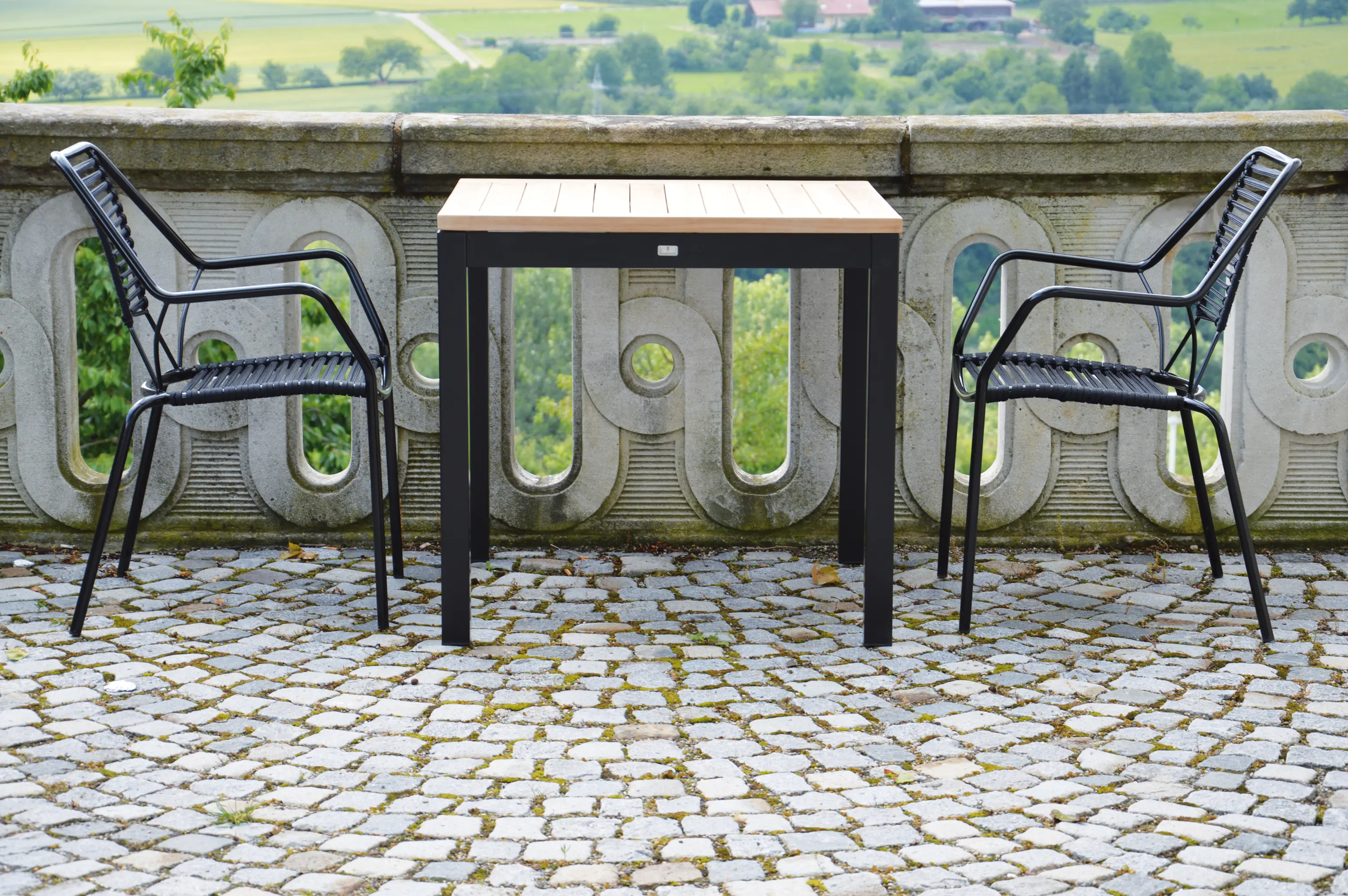 jankurtz - Quadrat Tisch