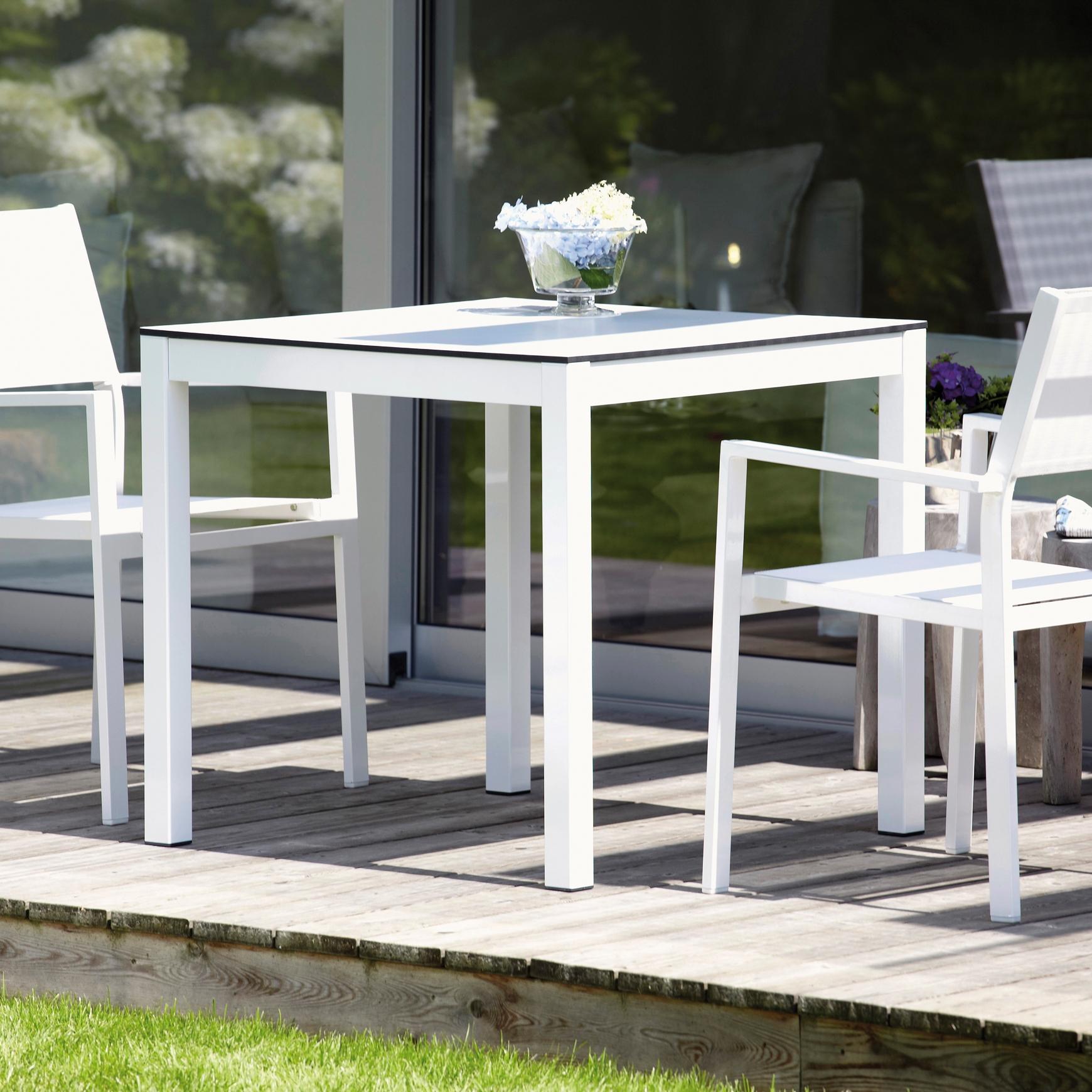 Display product Quadrat table from manufacturer jankurtz