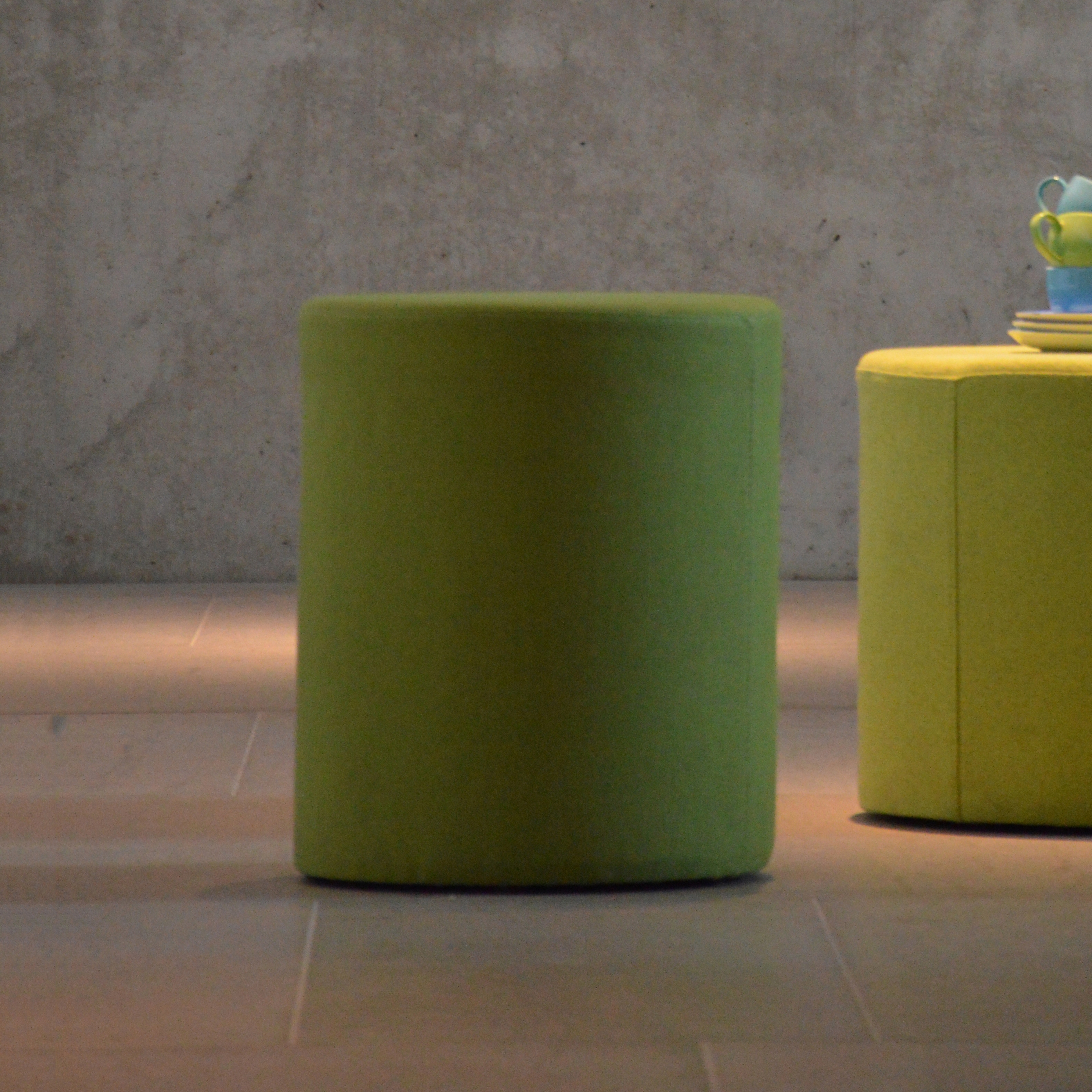Display product Rondo pouf from manufacturer jankurtz